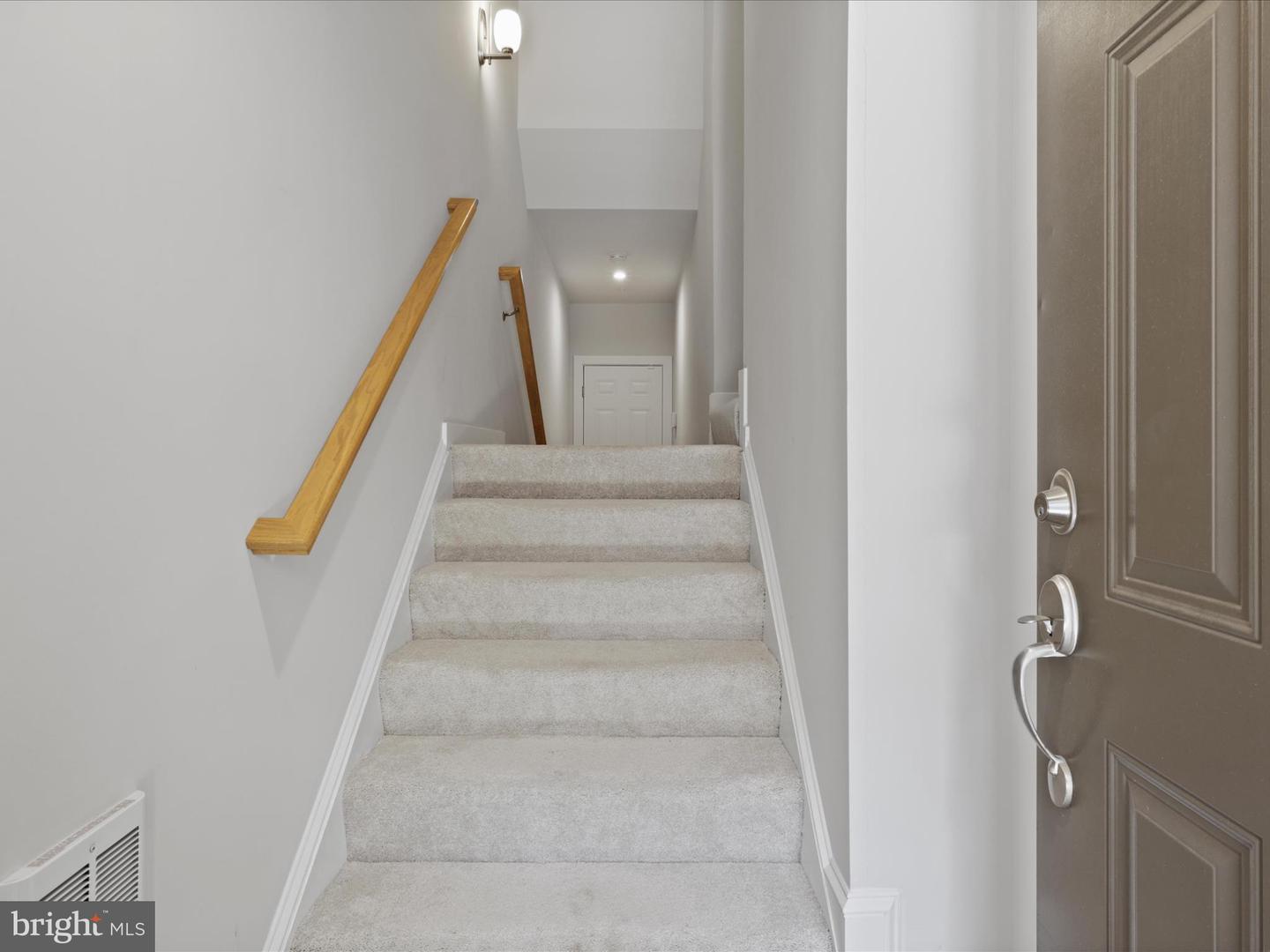 208B PARK CENTRAL TER, MANASSAS, Virginia 20111, 3 Bedrooms Bedrooms, ,2 BathroomsBathrooms,Residential,For sale,208B PARK CENTRAL TER,VAPW2093808 MLS # VAPW2093808