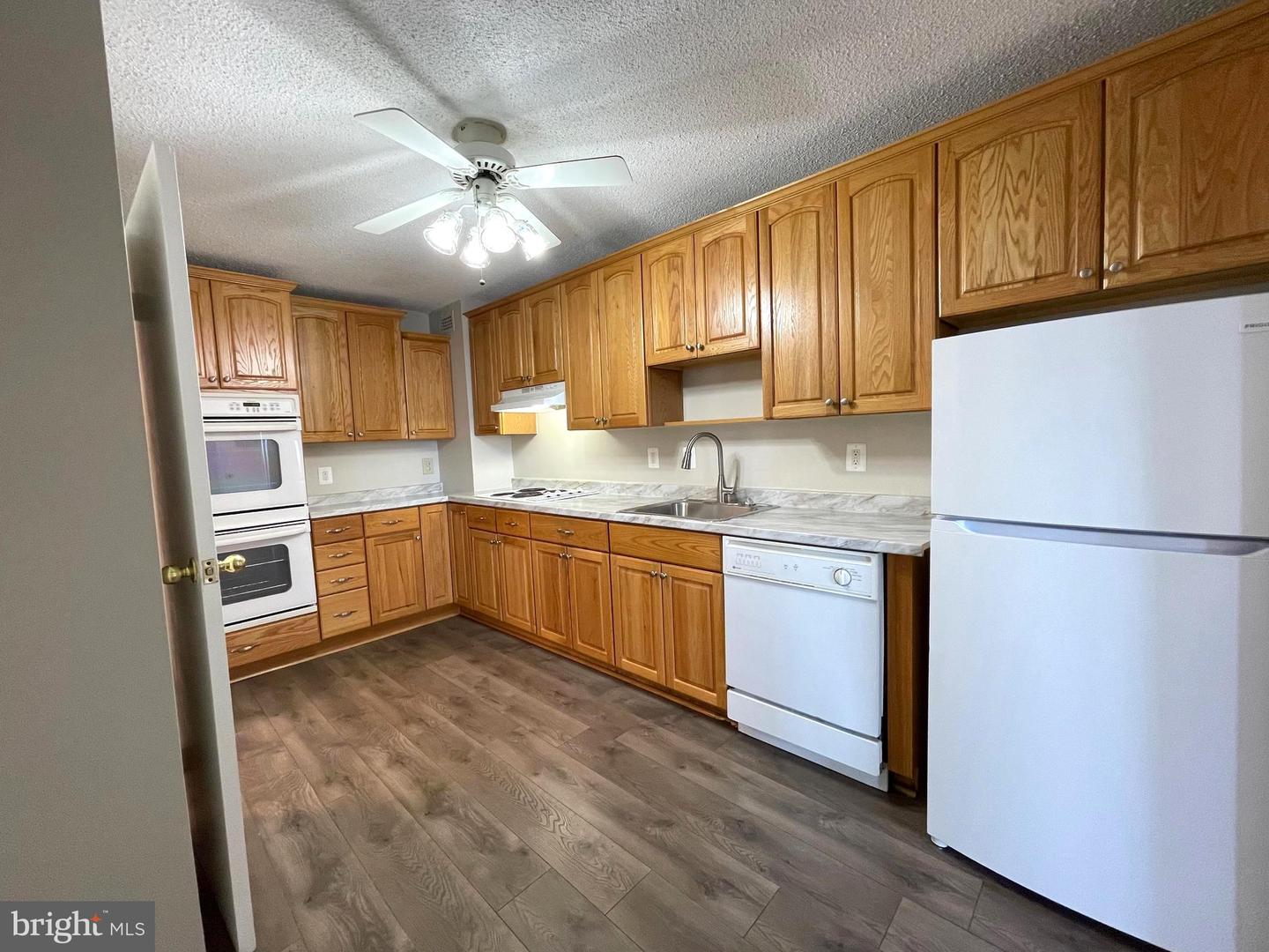 200 N PICKETT ST #1412, ALEXANDRIA, Virginia 22304, 2 Bedrooms Bedrooms, ,2 BathroomsBathrooms,Residential,For sale,200 N PICKETT ST #1412,VAAX2044892 MLS # VAAX2044892