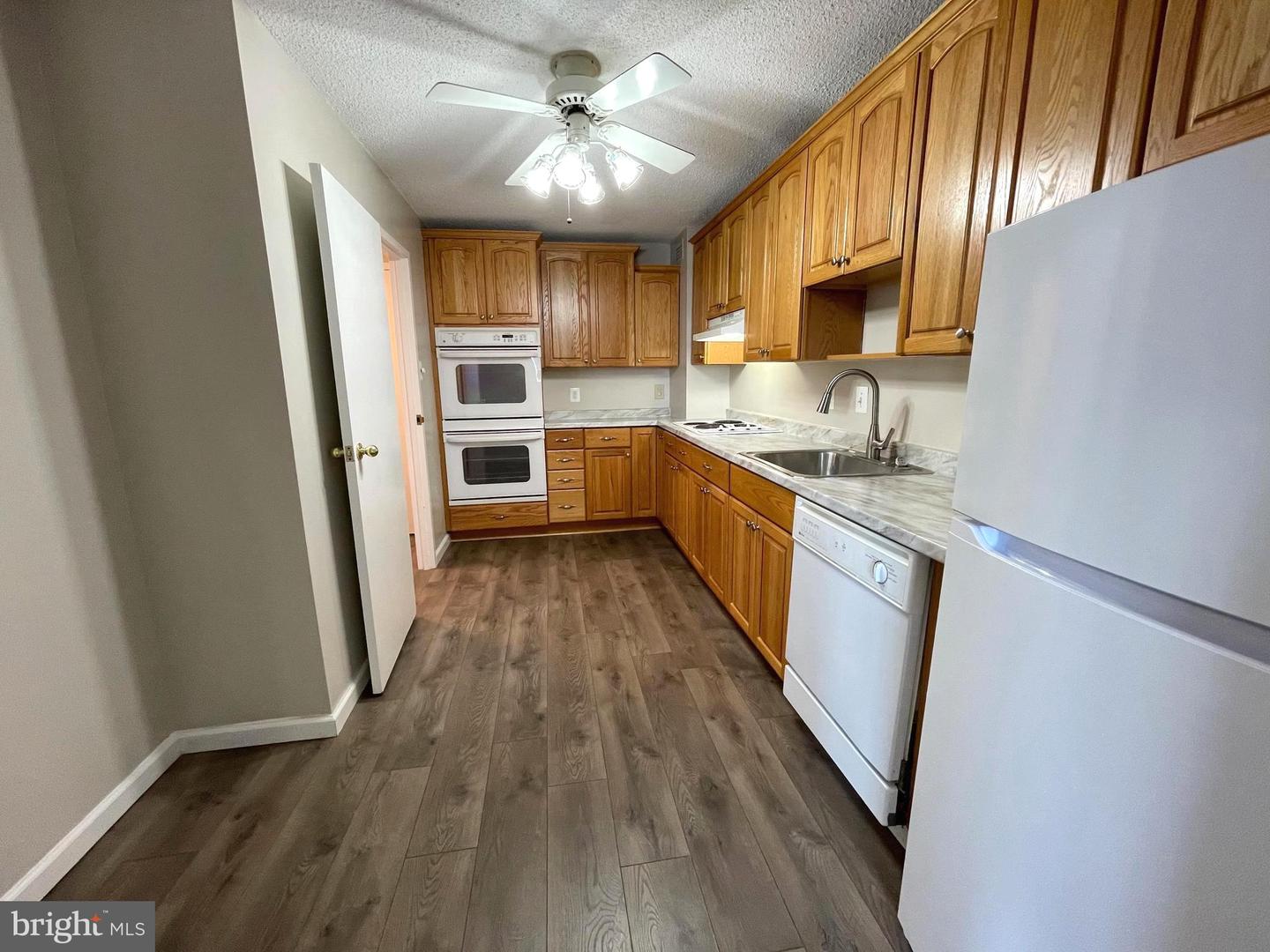 200 N PICKETT ST #1412, ALEXANDRIA, Virginia 22304, 2 Bedrooms Bedrooms, ,2 BathroomsBathrooms,Residential,For sale,200 N PICKETT ST #1412,VAAX2044892 MLS # VAAX2044892