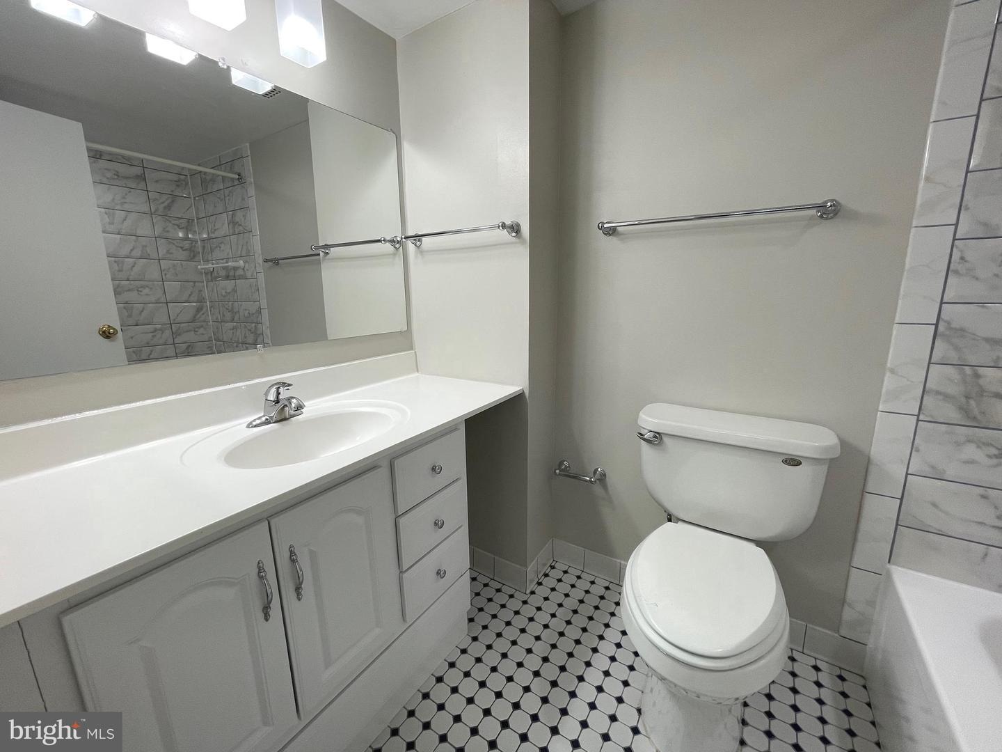 200 N PICKETT ST #1412, ALEXANDRIA, Virginia 22304, 2 Bedrooms Bedrooms, ,2 BathroomsBathrooms,Residential,For sale,200 N PICKETT ST #1412,VAAX2044892 MLS # VAAX2044892
