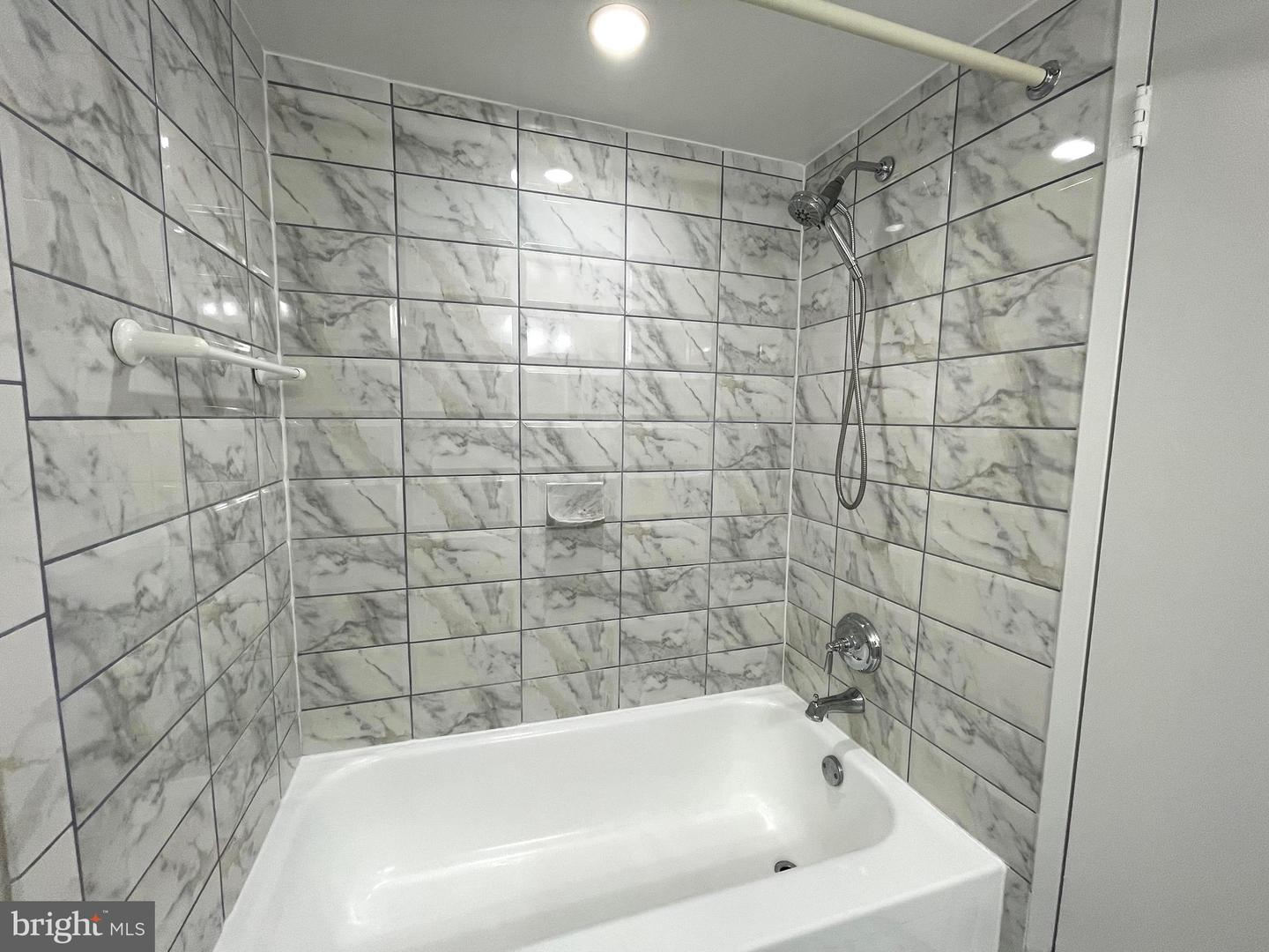 200 N PICKETT ST #1412, ALEXANDRIA, Virginia 22304, 2 Bedrooms Bedrooms, ,2 BathroomsBathrooms,Residential,For sale,200 N PICKETT ST #1412,VAAX2044892 MLS # VAAX2044892