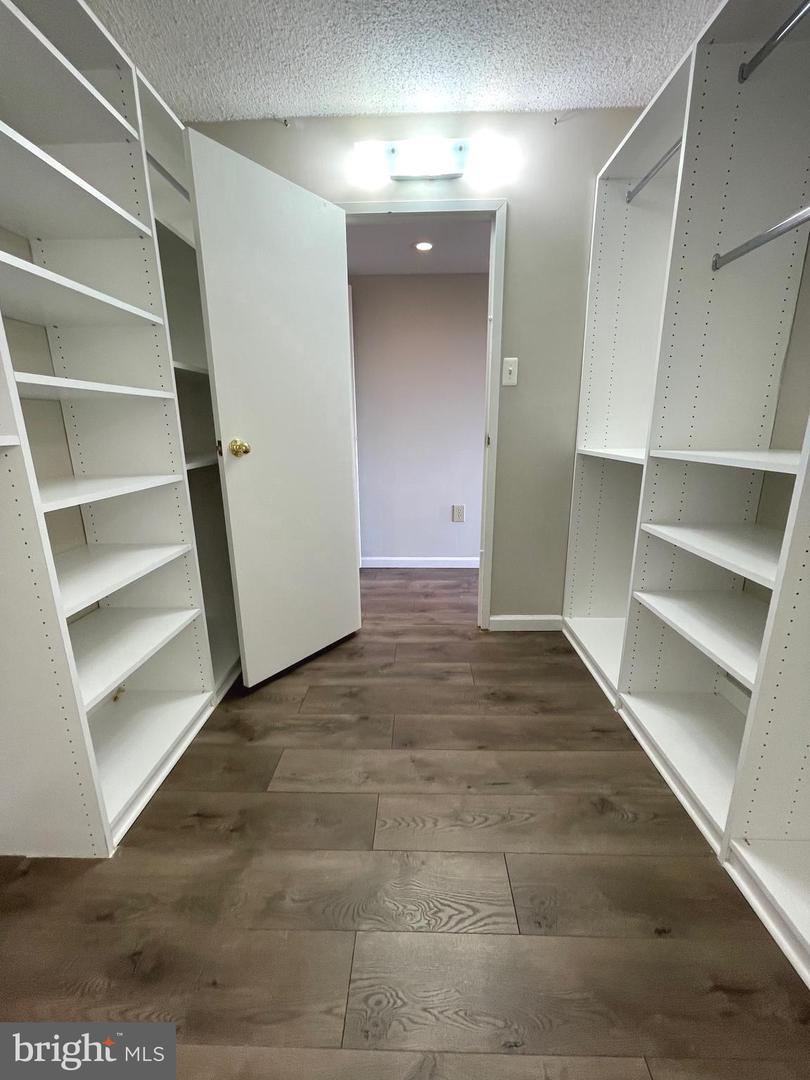 200 N PICKETT ST #1412, ALEXANDRIA, Virginia 22304, 2 Bedrooms Bedrooms, ,2 BathroomsBathrooms,Residential,For sale,200 N PICKETT ST #1412,VAAX2044892 MLS # VAAX2044892