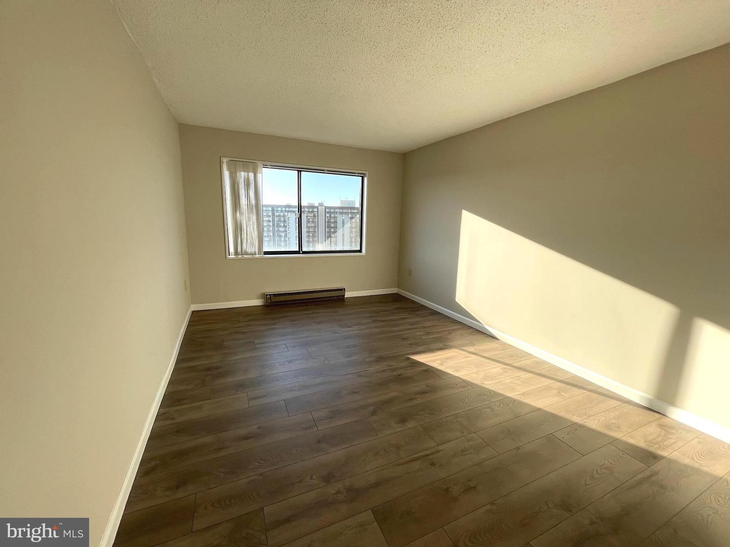 200 N PICKETT ST #1412, ALEXANDRIA, Virginia 22304, 2 Bedrooms Bedrooms, ,2 BathroomsBathrooms,Residential,For sale,200 N PICKETT ST #1412,VAAX2044892 MLS # VAAX2044892