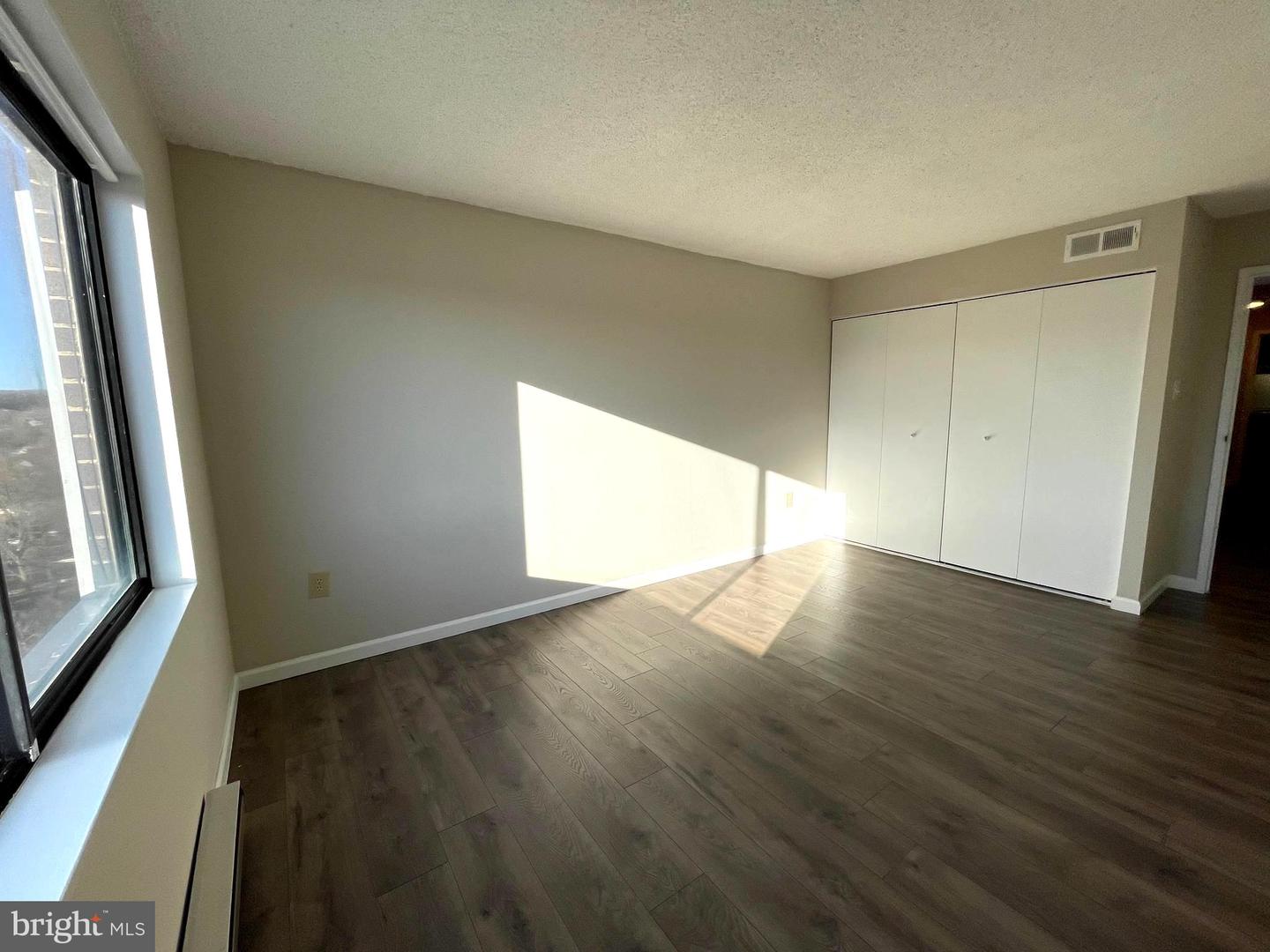 200 N PICKETT ST #1412, ALEXANDRIA, Virginia 22304, 2 Bedrooms Bedrooms, ,2 BathroomsBathrooms,Residential,For sale,200 N PICKETT ST #1412,VAAX2044892 MLS # VAAX2044892