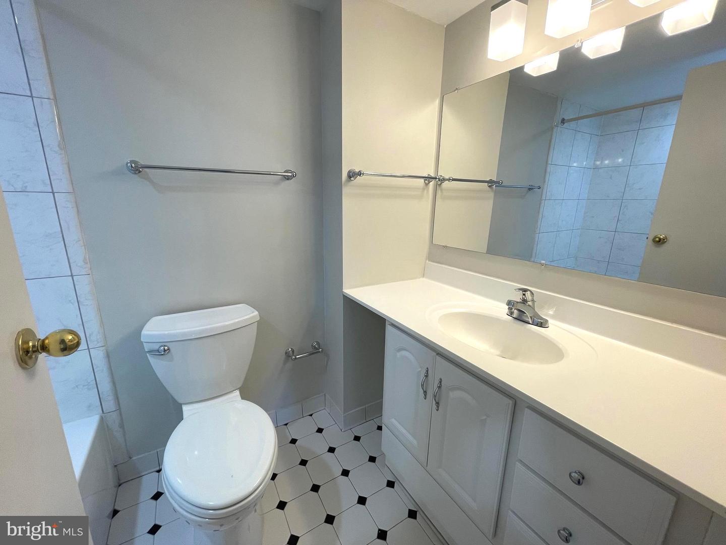 200 N PICKETT ST #1412, ALEXANDRIA, Virginia 22304, 2 Bedrooms Bedrooms, ,2 BathroomsBathrooms,Residential,For sale,200 N PICKETT ST #1412,VAAX2044892 MLS # VAAX2044892