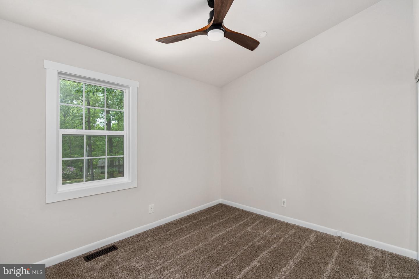 121 BIRCHSIDE CIR, LOCUST GROVE, Virginia 22508, 5 Bedrooms Bedrooms, 6 Rooms Rooms,3 BathroomsBathrooms,Residential,For sale,121 BIRCHSIDE CIR,VAOR2009586 MLS # VAOR2009586