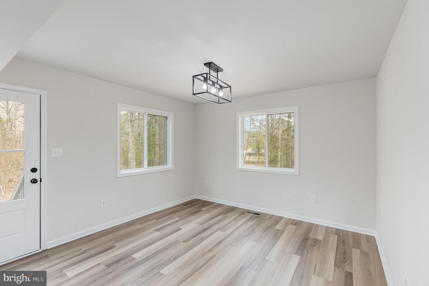 12430 POST OAK RD, SPOTSYLVANIA, Virginia 22551, 4 Bedrooms Bedrooms, ,2 BathroomsBathrooms,Residential,For sale,12430 POST OAK RD,VASP2032780 MLS # VASP2032780
