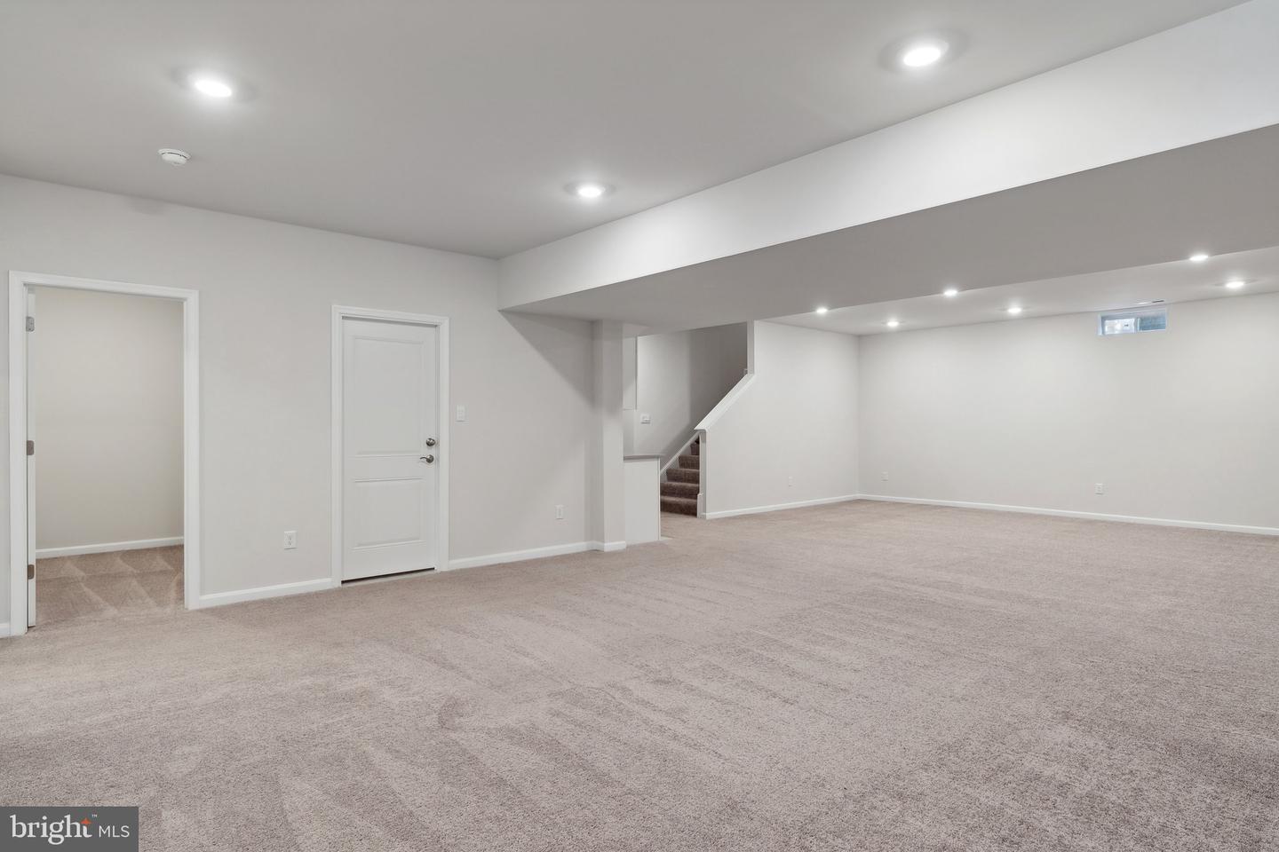 5300 BEACON RDG, WILLIAMSBURG, Virginia 23188, 6 Bedrooms Bedrooms, ,4 BathroomsBathrooms,Residential,For sale,5300 BEACON RDG,VAJC2000436 MLS # VAJC2000436