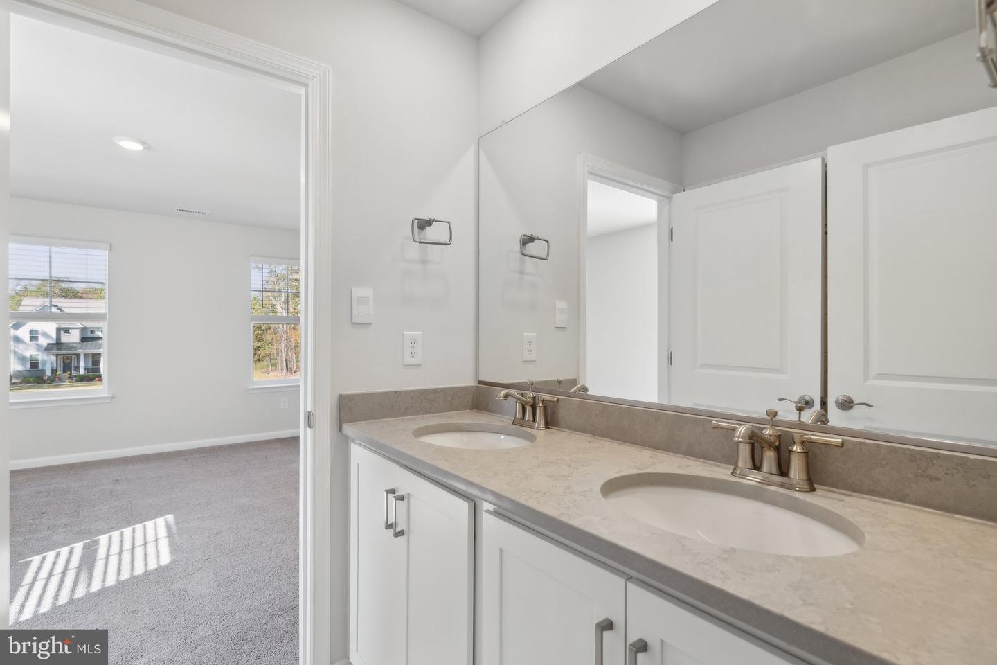 5300 BEACON RDG, WILLIAMSBURG, Virginia 23188, 6 Bedrooms Bedrooms, ,4 BathroomsBathrooms,Residential,For sale,5300 BEACON RDG,VAJC2000436 MLS # VAJC2000436