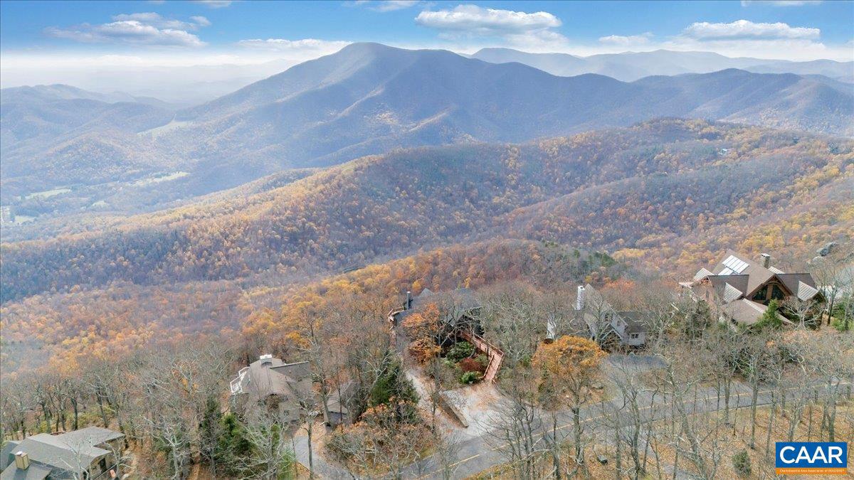 380 BLACKROCK CIR, WINTERGREEN RESORT, Virginia 22967, 6 Bedrooms Bedrooms, ,5 BathroomsBathrooms,Residential,For sale,380 BLACKROCK CIR,664024 MLS # 664024