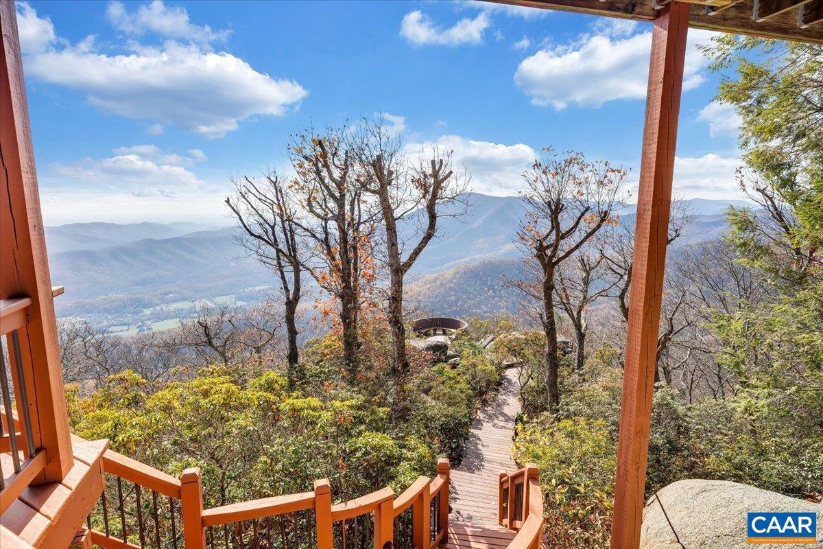 380 BLACKROCK CIR, WINTERGREEN RESORT, Virginia 22967, 6 Bedrooms Bedrooms, ,5 BathroomsBathrooms,Residential,For sale,380 BLACKROCK CIR,664024 MLS # 664024