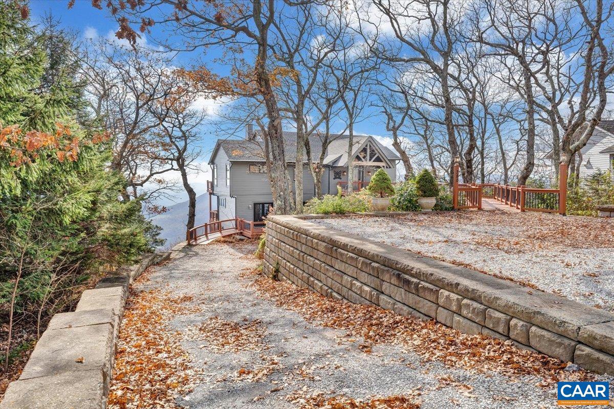 380 BLACKROCK CIR, WINTERGREEN RESORT, Virginia 22967, 6 Bedrooms Bedrooms, ,5 BathroomsBathrooms,Residential,For sale,380 BLACKROCK CIR,664024 MLS # 664024