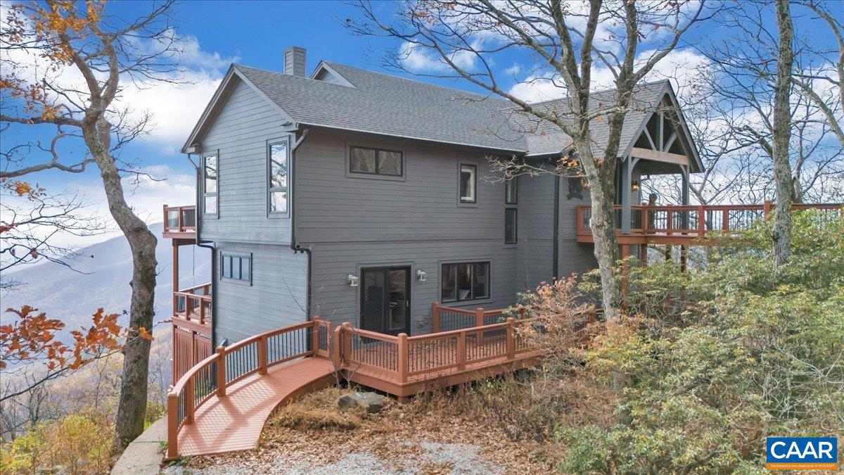 380 BLACKROCK CIR, WINTERGREEN RESORT, Virginia 22967, 6 Bedrooms Bedrooms, ,5 BathroomsBathrooms,Residential,For sale,380 BLACKROCK CIR,664024 MLS # 664024