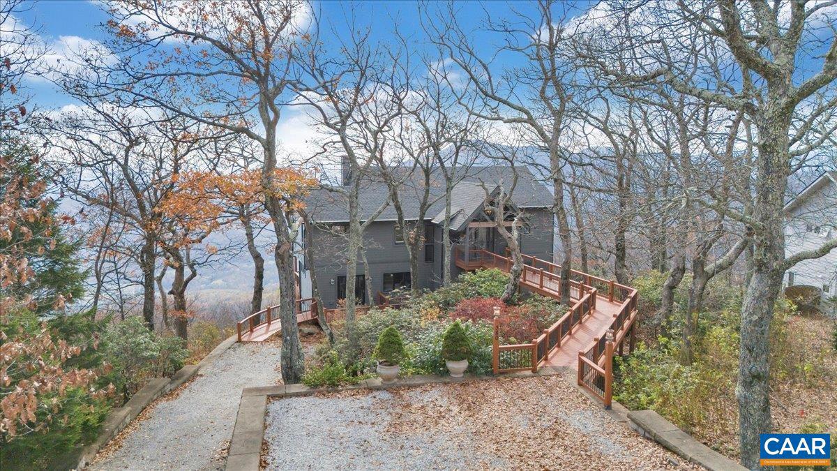 380 BLACKROCK CIR, WINTERGREEN RESORT, Virginia 22967, 6 Bedrooms Bedrooms, ,5 BathroomsBathrooms,Residential,For sale,380 BLACKROCK CIR,664024 MLS # 664024