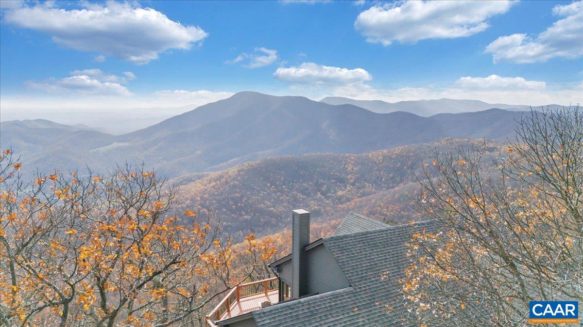 380 BLACKROCK CIR, WINTERGREEN RESORT, Virginia 22967, 6 Bedrooms Bedrooms, ,5 BathroomsBathrooms,Residential,For sale,380 BLACKROCK CIR,664024 MLS # 664024