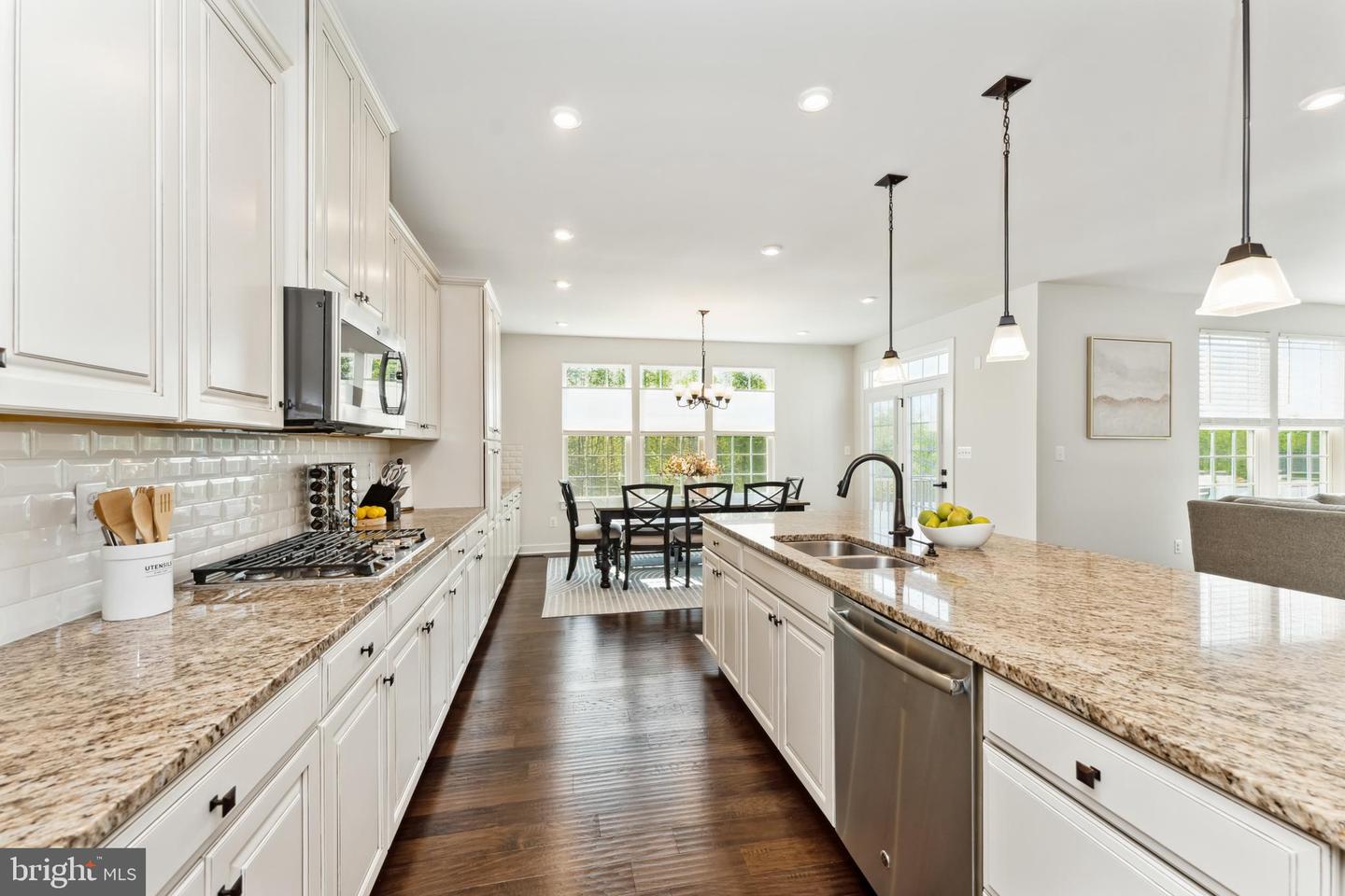 39 OAK RD, STAFFORD, Virginia 22556, 5 Bedrooms Bedrooms, ,5 BathroomsBathrooms,Residential,For sale,39 OAK RD,VAST2038494 MLS # VAST2038494