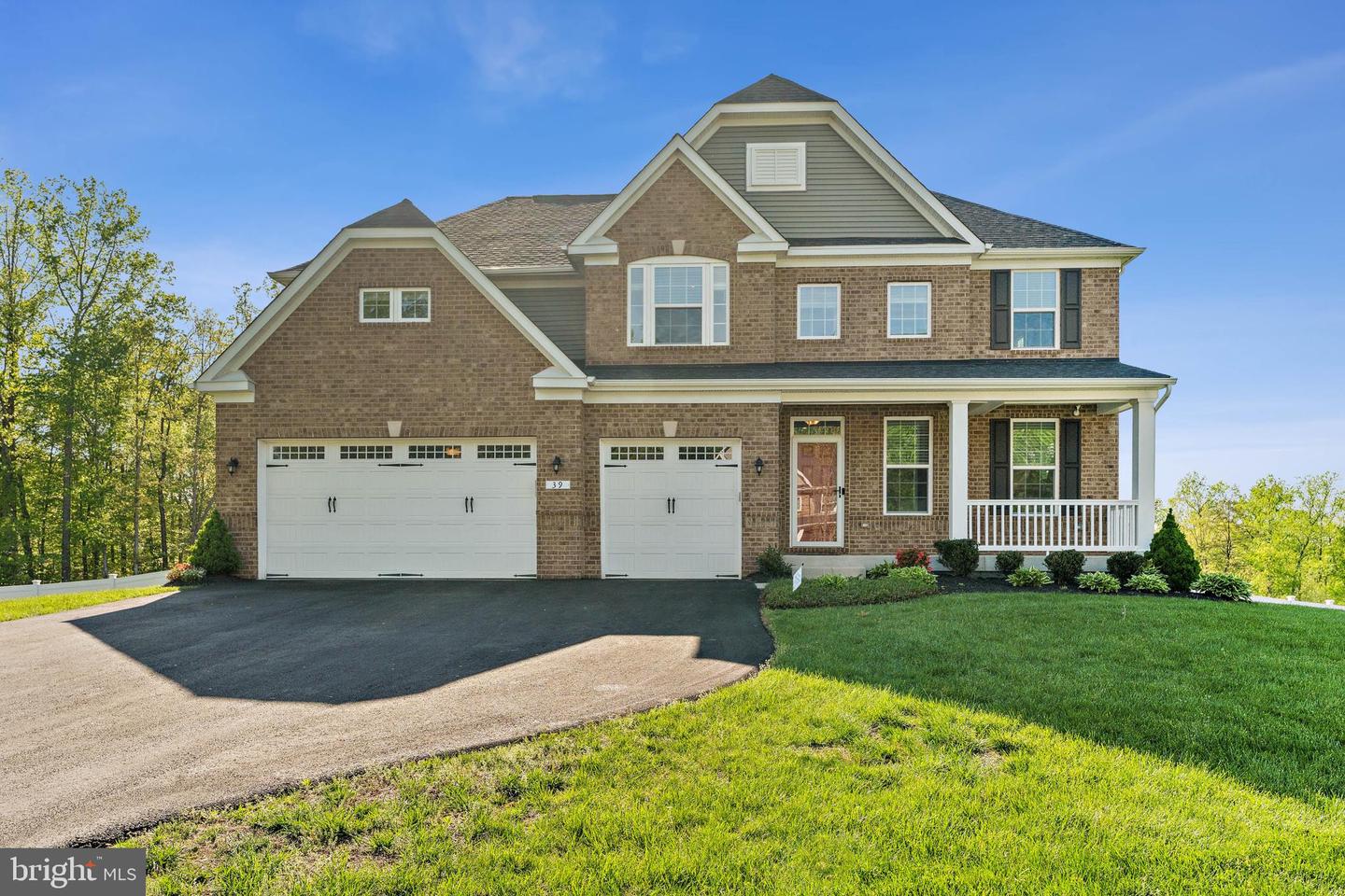 39 OAK RD, STAFFORD, Virginia 22556, 5 Bedrooms Bedrooms, ,5 BathroomsBathrooms,Residential,For sale,39 OAK RD,VAST2038494 MLS # VAST2038494