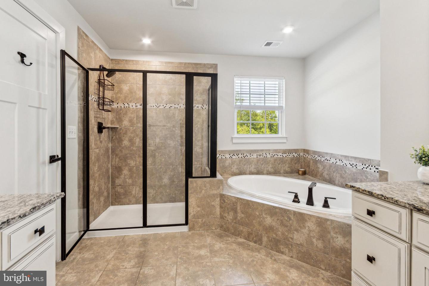 39 OAK RD, STAFFORD, Virginia 22556, 5 Bedrooms Bedrooms, ,5 BathroomsBathrooms,Residential,For sale,39 OAK RD,VAST2038494 MLS # VAST2038494