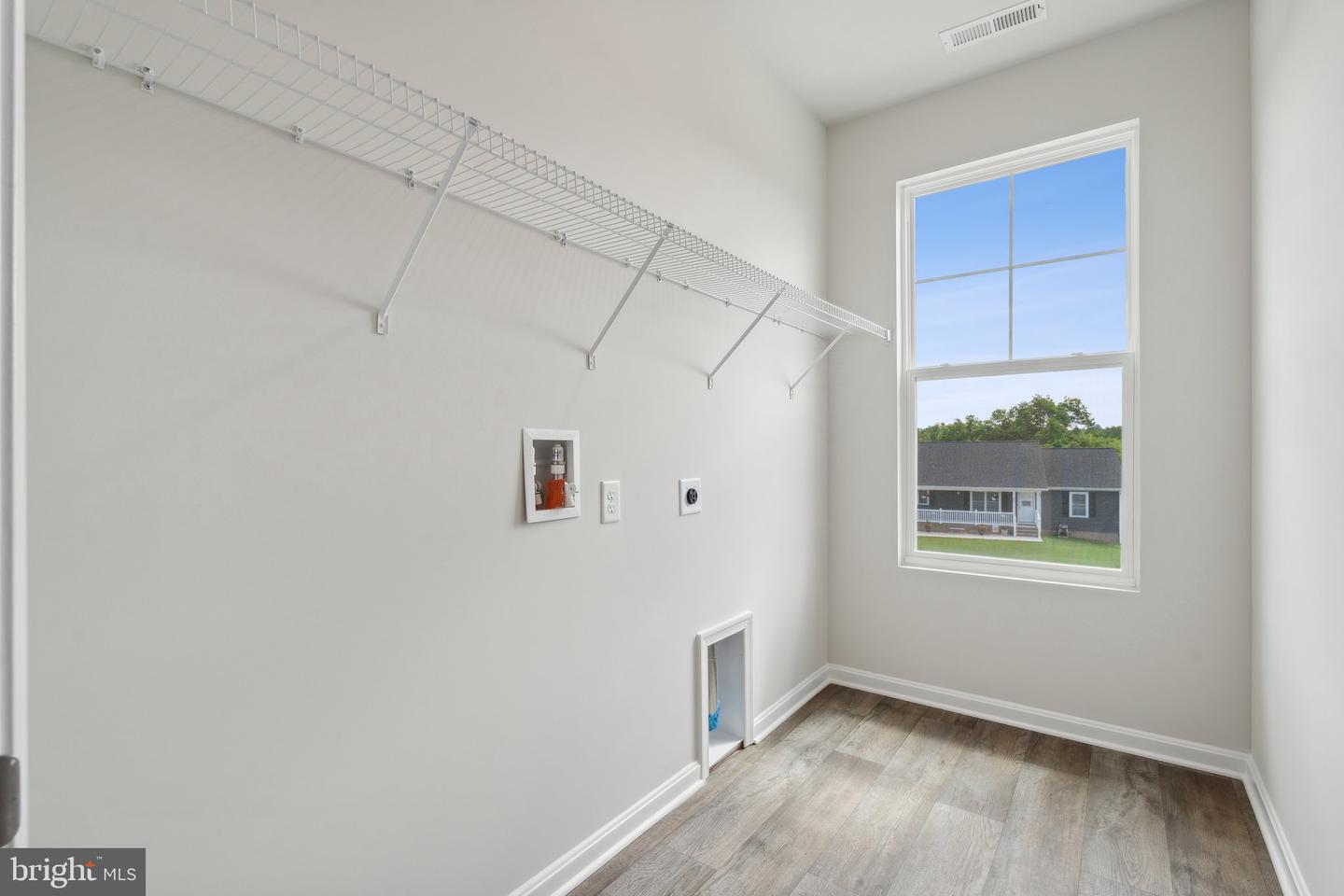FAIRFIELD DR, STAUNTON, Virginia 24401, 4 Bedrooms Bedrooms, ,3 BathroomsBathrooms,Residential,For sale,FAIRFIELD DR,VAAG2000580 MLS # VAAG2000580