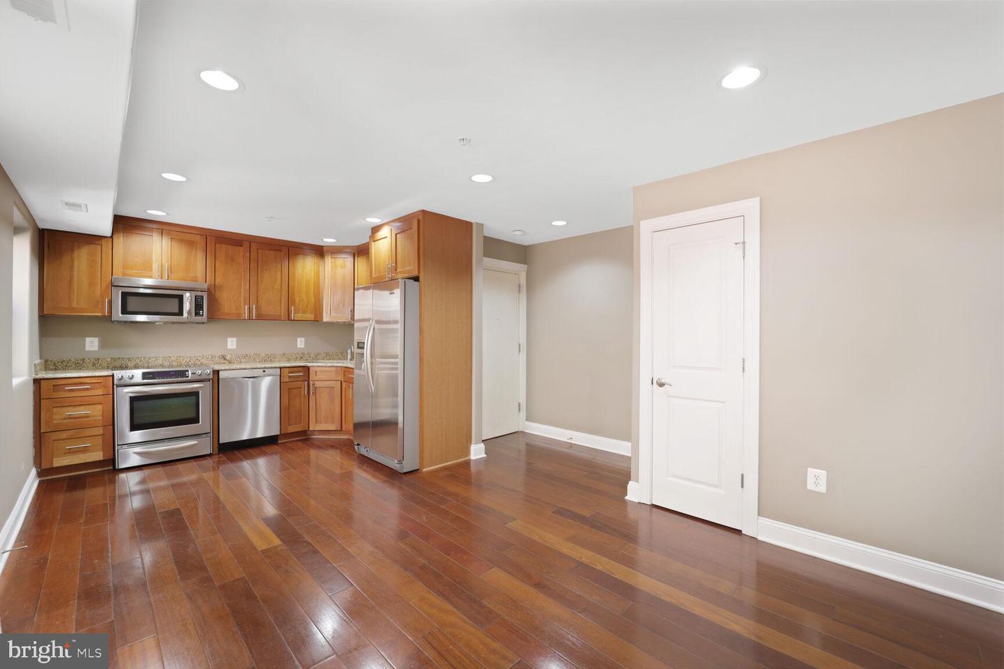 1354 EUCLID ST NW #202B, WASHINGTON, District Of Columbia 20009, 2 Bedrooms Bedrooms, ,2 BathroomsBathrooms,Residential,For sale,1354 EUCLID ST NW #202B,DCDC2198742 MLS # DCDC2198742