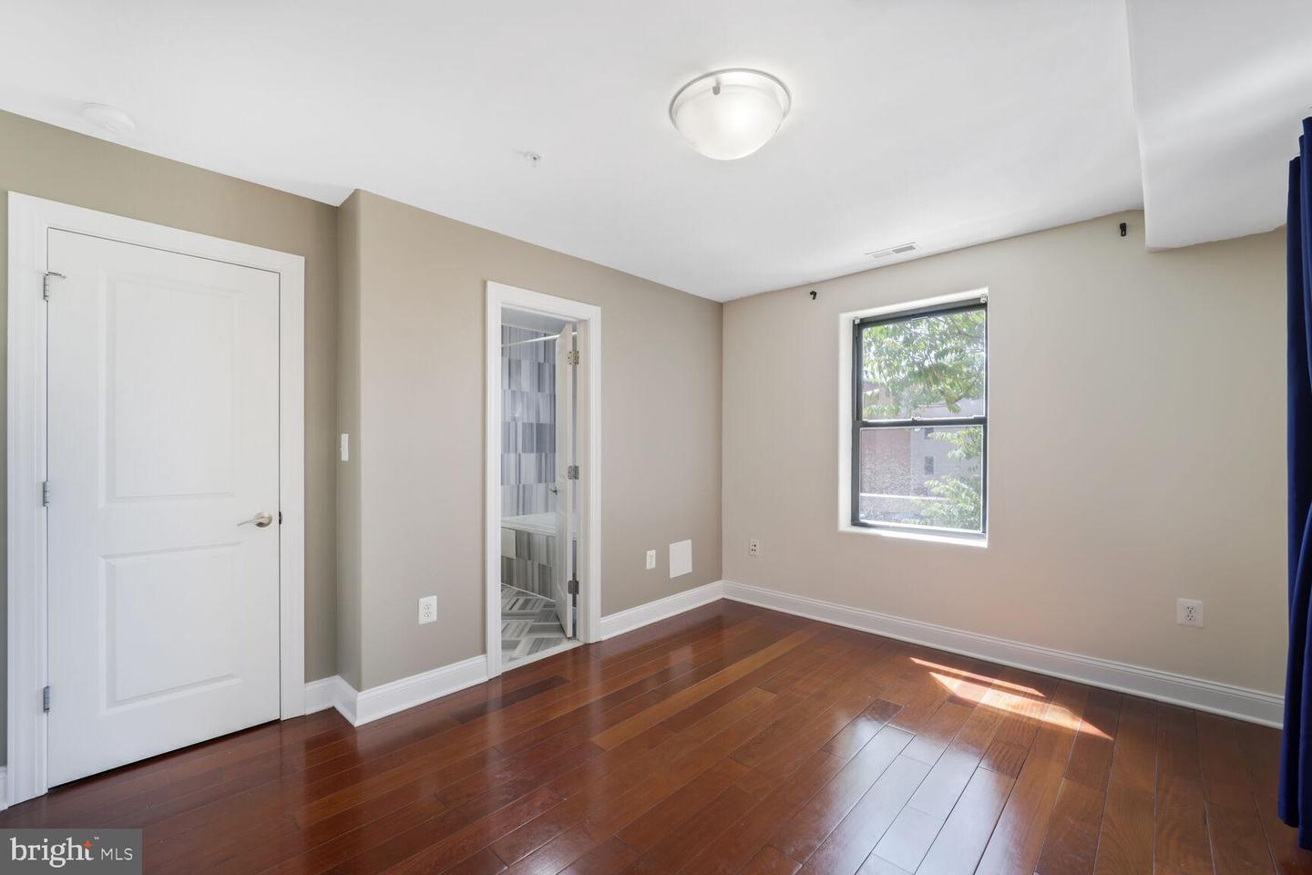 1354 EUCLID ST NW #202B, WASHINGTON, District Of Columbia 20009, 2 Bedrooms Bedrooms, ,2 BathroomsBathrooms,Residential,For sale,1354 EUCLID ST NW #202B,DCDC2198742 MLS # DCDC2198742