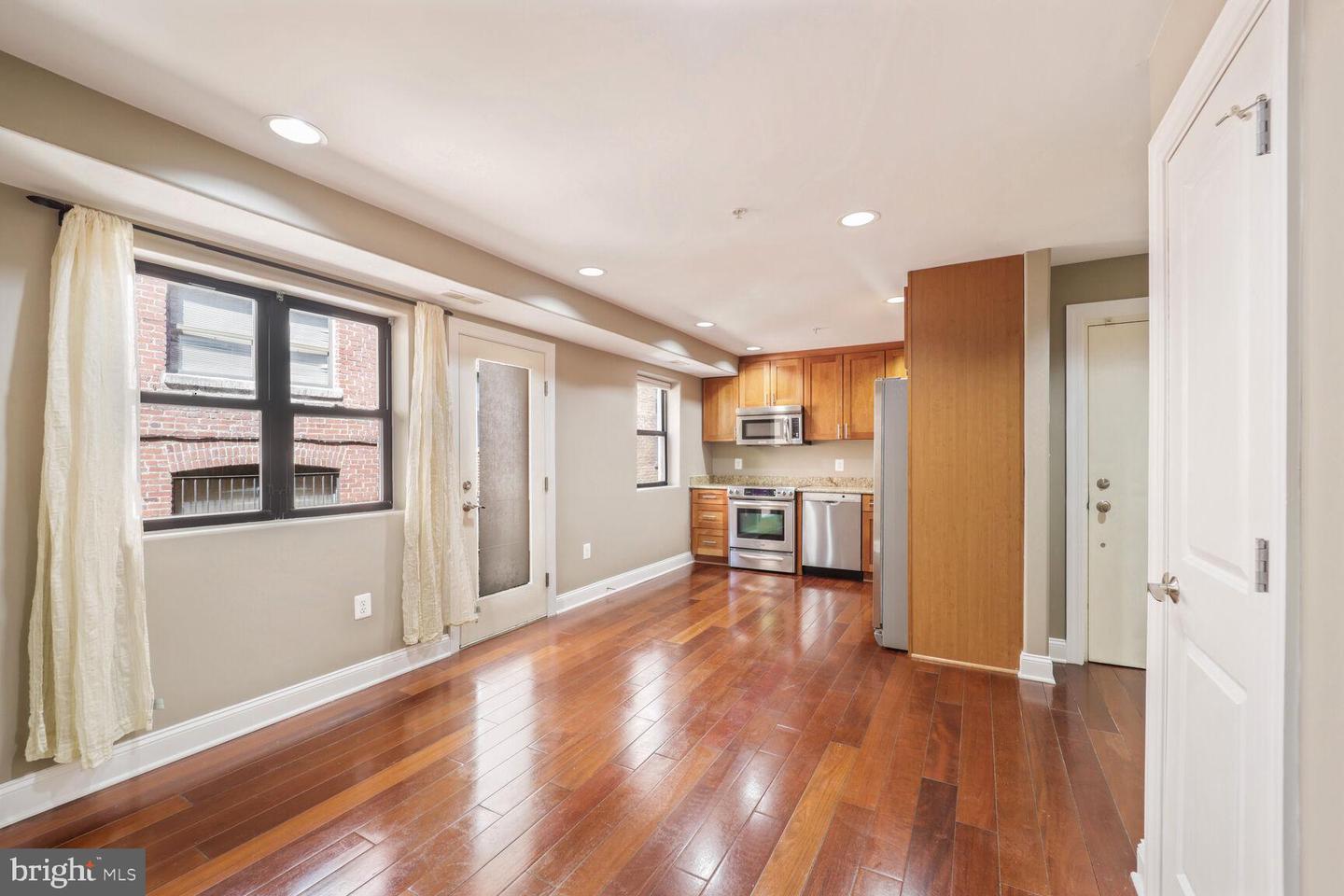 1354 EUCLID ST NW #202B, WASHINGTON, District Of Columbia 20009, 2 Bedrooms Bedrooms, ,2 BathroomsBathrooms,Residential,For sale,1354 EUCLID ST NW #202B,DCDC2198742 MLS # DCDC2198742