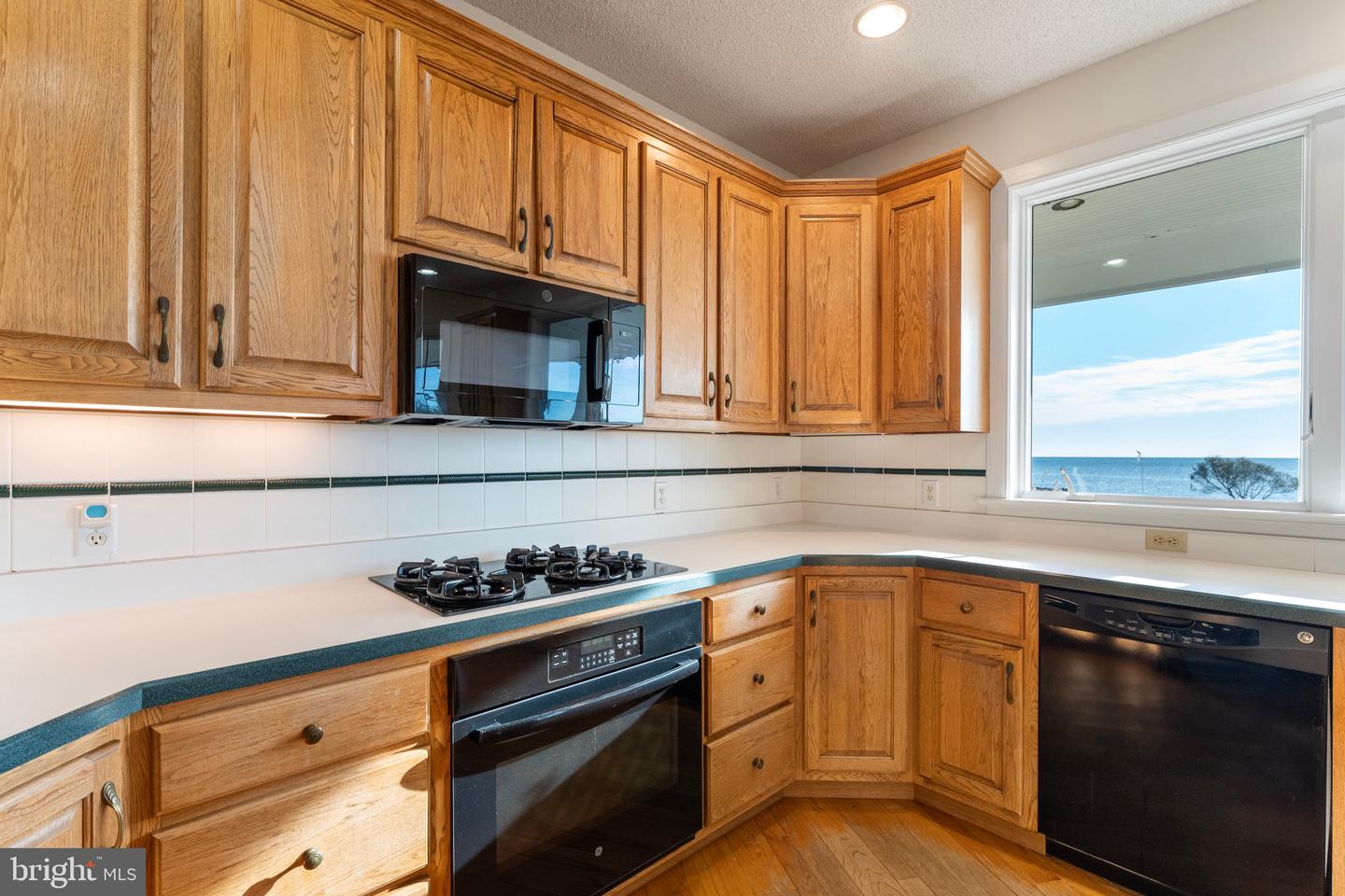 286 WATERBURY RD, KILMARNOCK, Virginia 22482, 4 Bedrooms Bedrooms, 12 Rooms Rooms,3 BathroomsBathrooms,Residential,For sale,286 WATERBURY RD,VANV2001576 MLS # VANV2001576