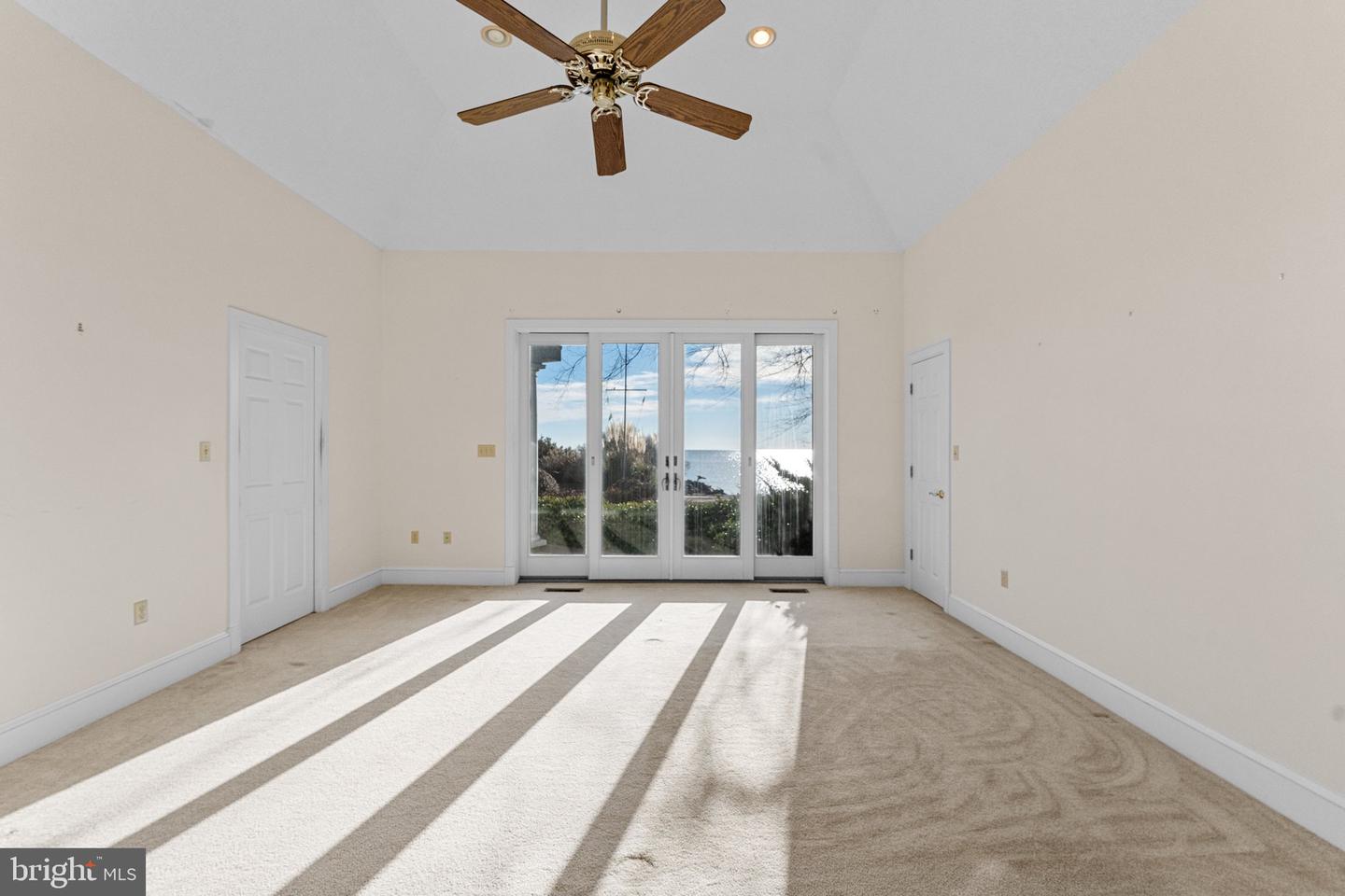 286 WATERBURY RD, KILMARNOCK, Virginia 22482, 4 Bedrooms Bedrooms, 12 Rooms Rooms,3 BathroomsBathrooms,Residential,For sale,286 WATERBURY RD,VANV2001576 MLS # VANV2001576