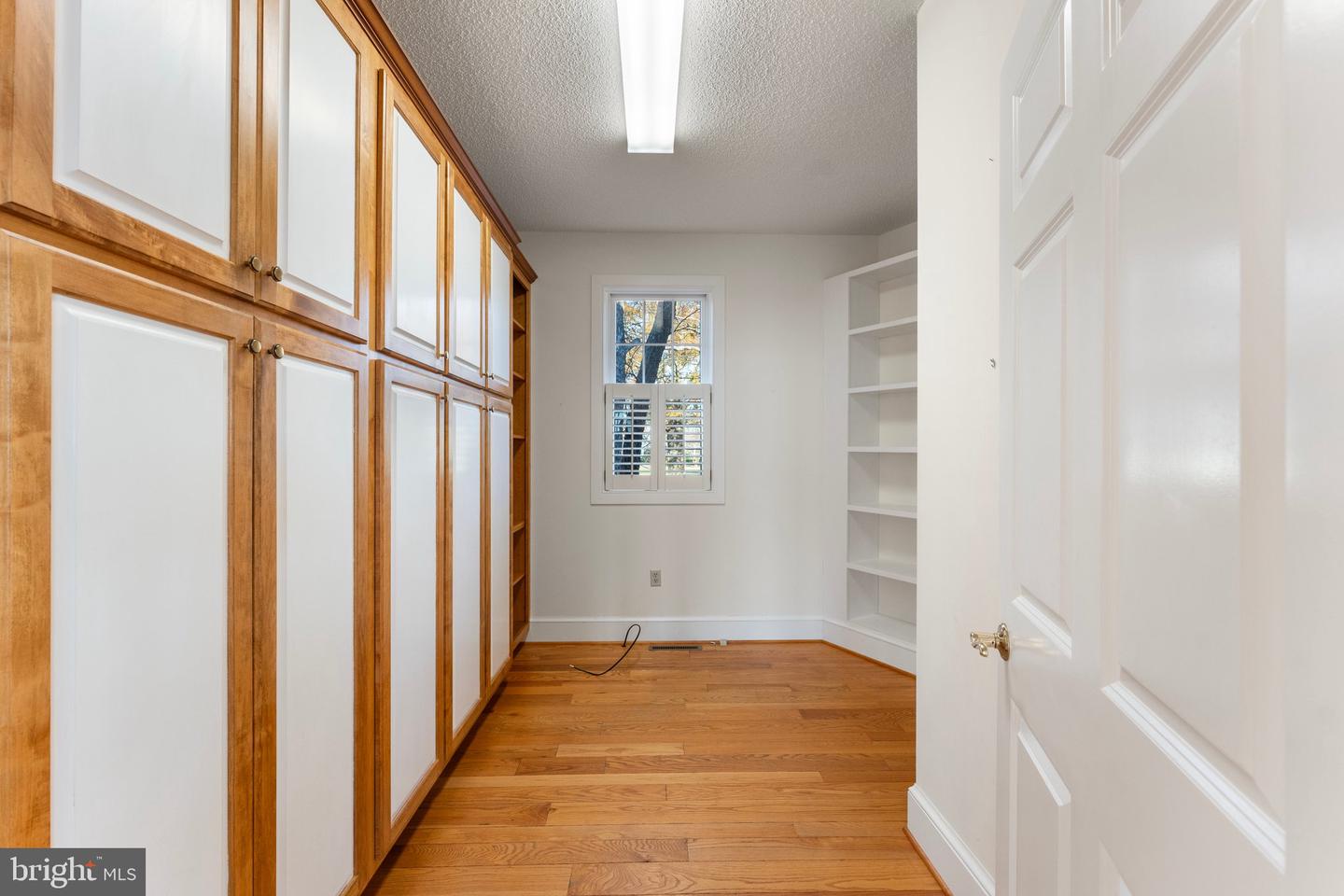 286 WATERBURY RD, KILMARNOCK, Virginia 22482, 4 Bedrooms Bedrooms, 12 Rooms Rooms,3 BathroomsBathrooms,Residential,For sale,286 WATERBURY RD,VANV2001576 MLS # VANV2001576
