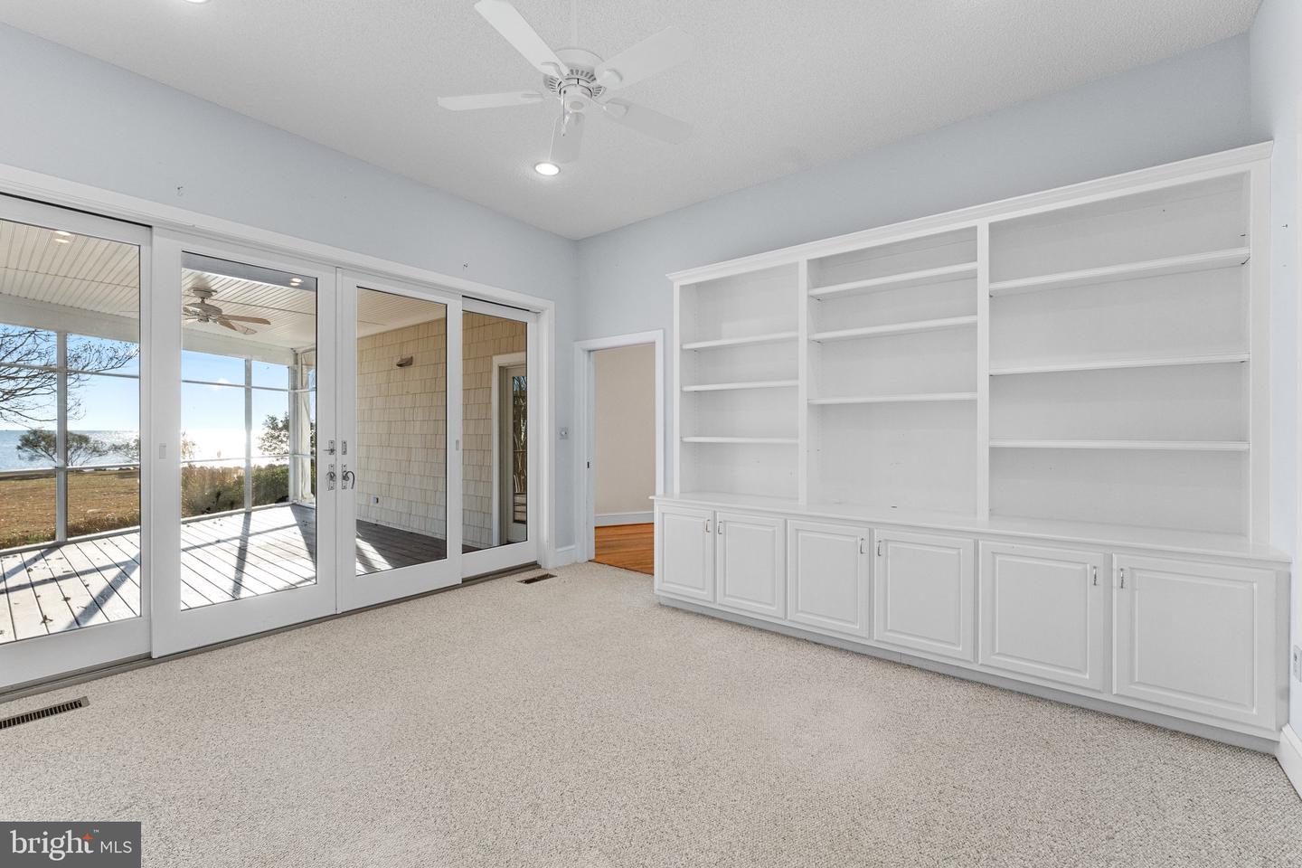 286 WATERBURY RD, KILMARNOCK, Virginia 22482, 4 Bedrooms Bedrooms, 12 Rooms Rooms,3 BathroomsBathrooms,Residential,For sale,286 WATERBURY RD,VANV2001576 MLS # VANV2001576