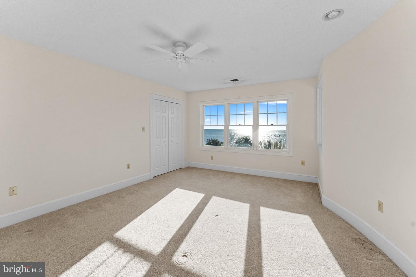 286 WATERBURY RD, KILMARNOCK, Virginia 22482, 4 Bedrooms Bedrooms, 12 Rooms Rooms,3 BathroomsBathrooms,Residential,For sale,286 WATERBURY RD,VANV2001576 MLS # VANV2001576