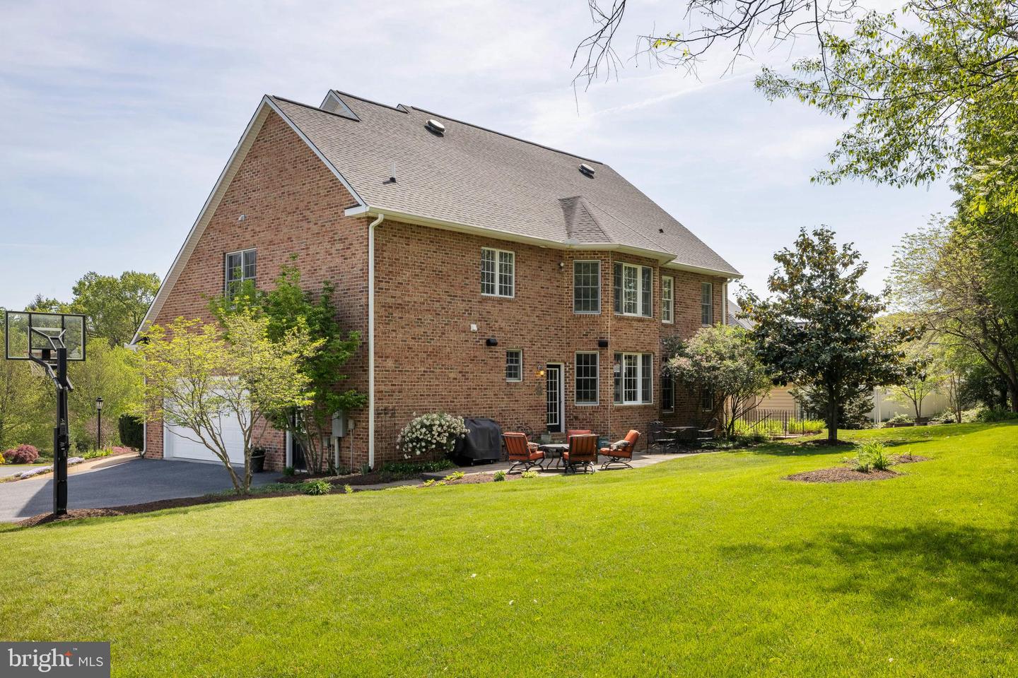 3211 DANBURY CT, ROCKINGHAM, Virginia 22801, 5 Bedrooms Bedrooms, ,4 BathroomsBathrooms,Residential,For sale,3211 DANBURY CT,VARO2002264 MLS # VARO2002264