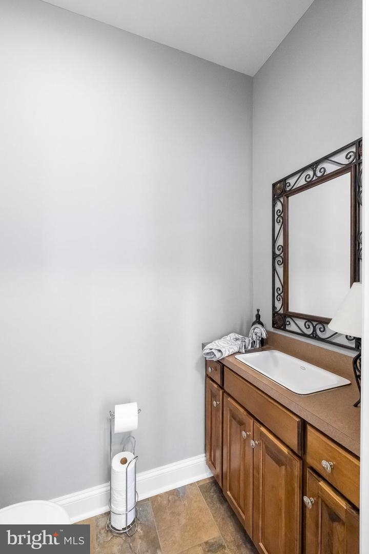 3211 DANBURY CT, ROCKINGHAM, Virginia 22801, 5 Bedrooms Bedrooms, ,4 BathroomsBathrooms,Residential,For sale,3211 DANBURY CT,VARO2002264 MLS # VARO2002264