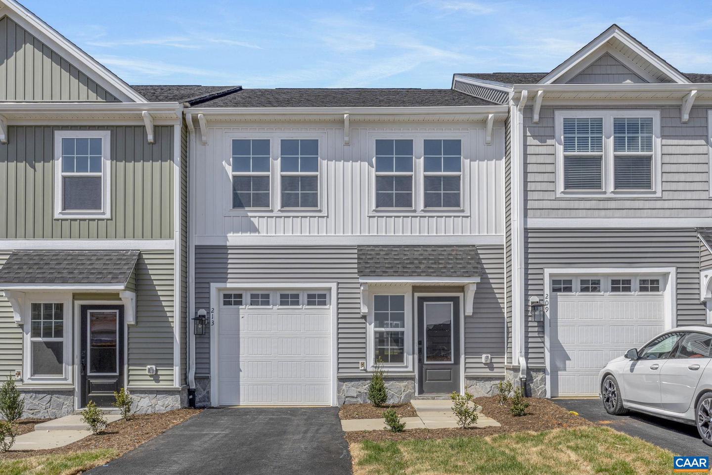 213 SUNBIRD LN, WAYNESBORO, Virginia 22980, 3 Bedrooms Bedrooms, ,2 BathroomsBathrooms,Residential,For sale,213 SUNBIRD LN,664014 MLS # 664014