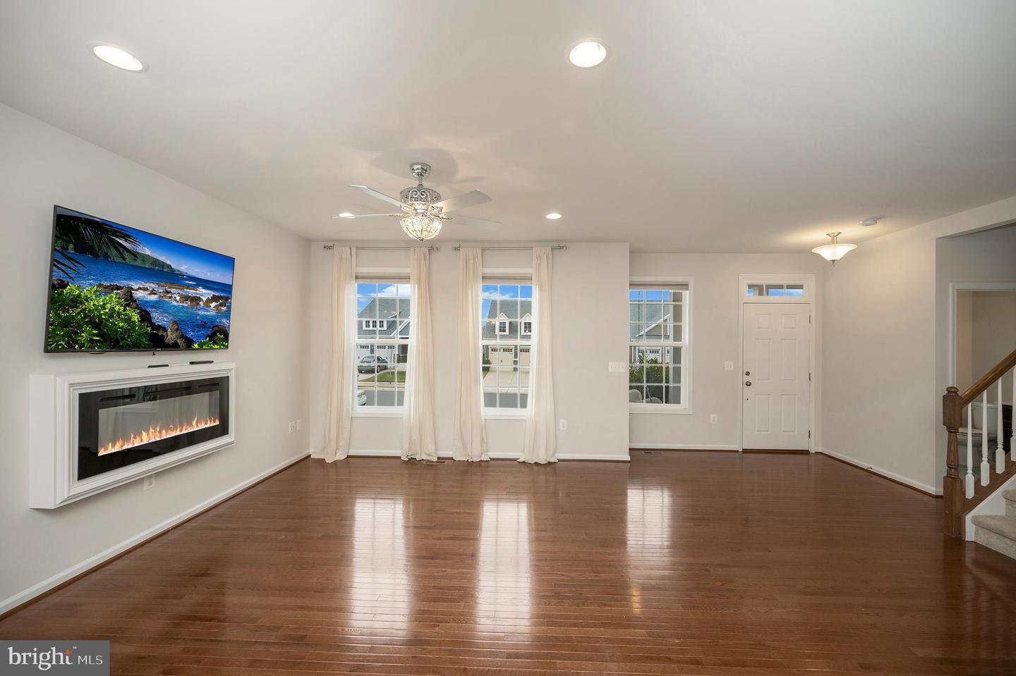 1092 ASPEN RD, STAFFORD, Virginia 22554, 5 Bedrooms Bedrooms, ,3 BathroomsBathrooms,Residential,For sale,1092 ASPEN RD,VAST2038502 MLS # VAST2038502