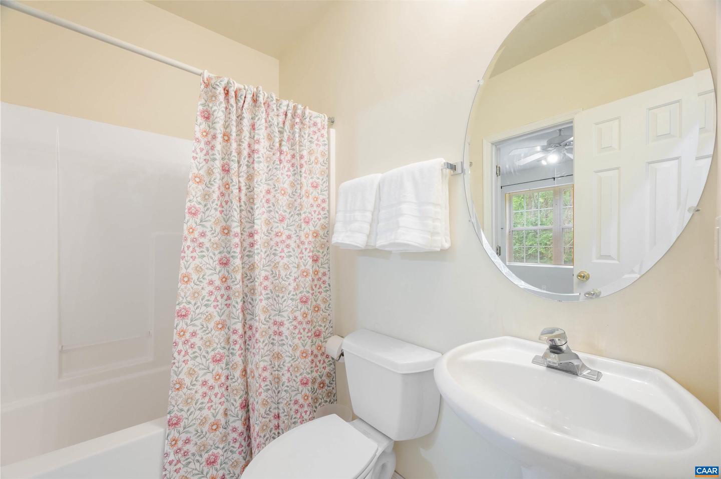1818 WEBLAND TER, CHARLOTTESVILLE, Virginia 22901, 3 Bedrooms Bedrooms, ,3 BathroomsBathrooms,Residential,For sale,1818 WEBLAND TER,664016 MLS # 664016