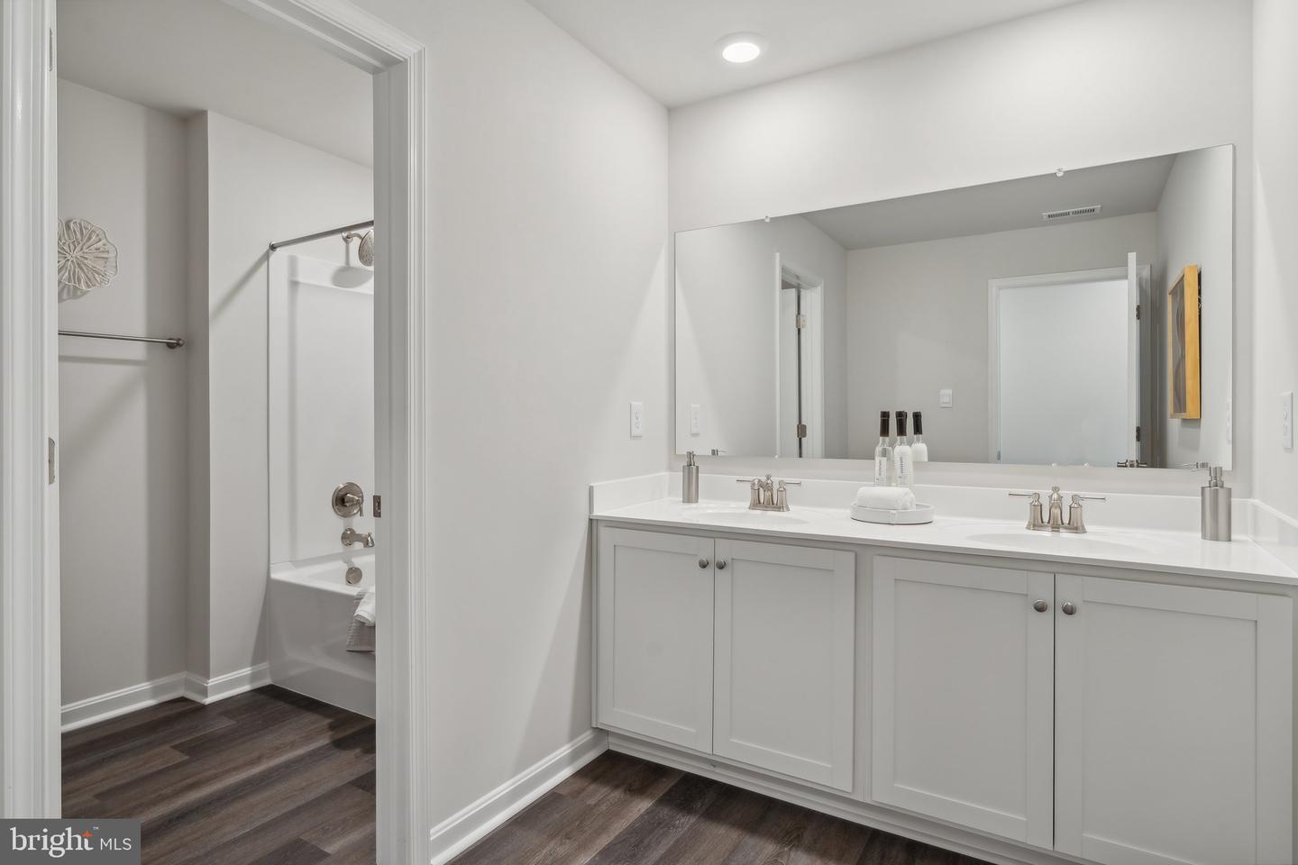 7770 SECRET KNOLL, MECHANICSVILLE, Virginia 23111, 4 Bedrooms Bedrooms, ,2 BathroomsBathrooms,Residential,For sale,7770 SECRET KNOLL,VAHA2000986 MLS # VAHA2000986