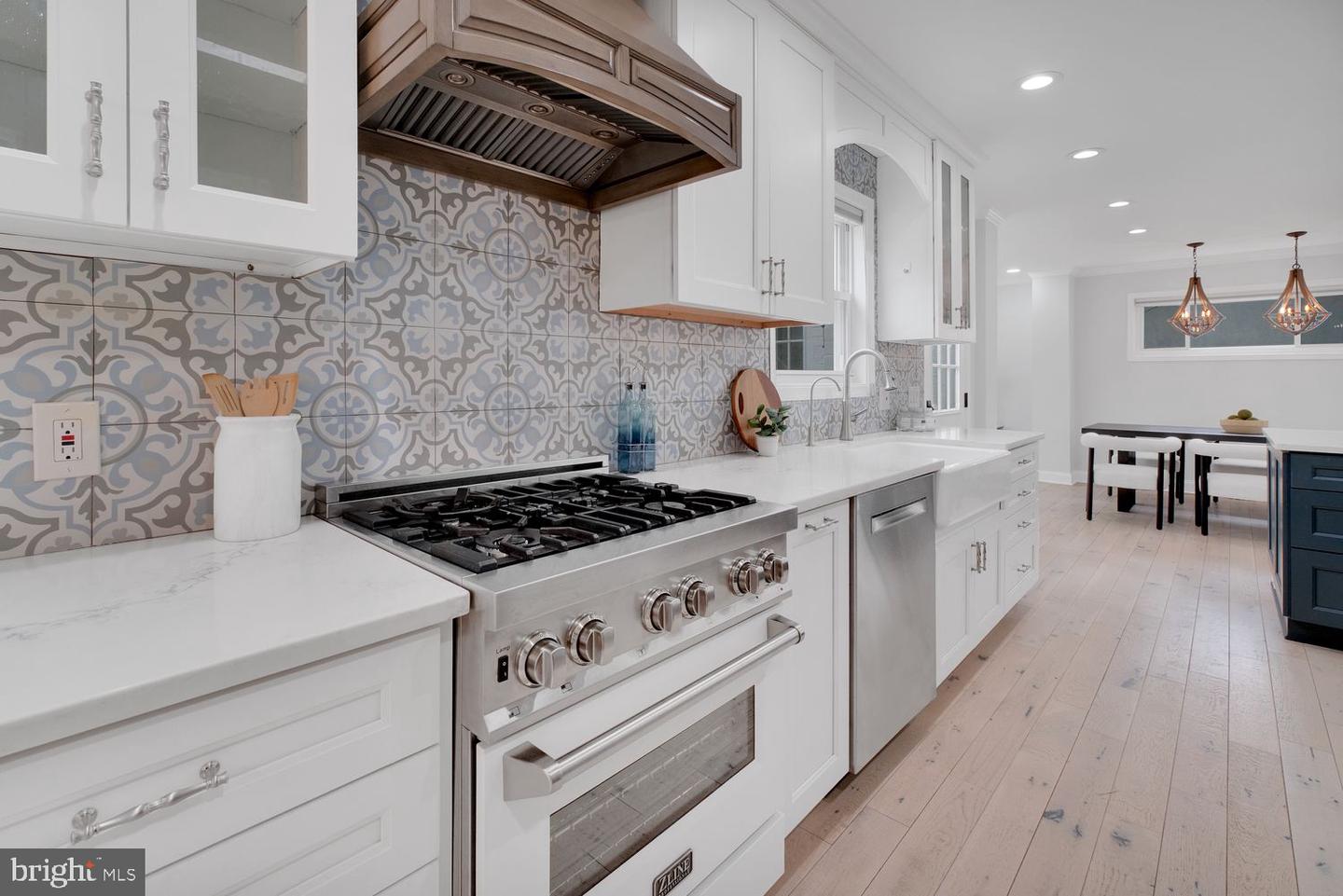 7053 WESTERN AVE NW, WASHINGTON, District Of Columbia 20015, 5 Bedrooms Bedrooms, ,3 BathroomsBathrooms,Residential,For sale,7053 WESTERN AVE NW,DCDC2198808 MLS # DCDC2198808