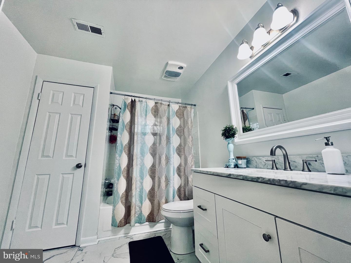 7176 KING WILLIAM ST, WARRENTON, Virginia 20187, 4 Bedrooms Bedrooms, ,2 BathroomsBathrooms,Residential,For sale,7176 KING WILLIAM ST,VAFQ2016484 MLS # VAFQ2016484