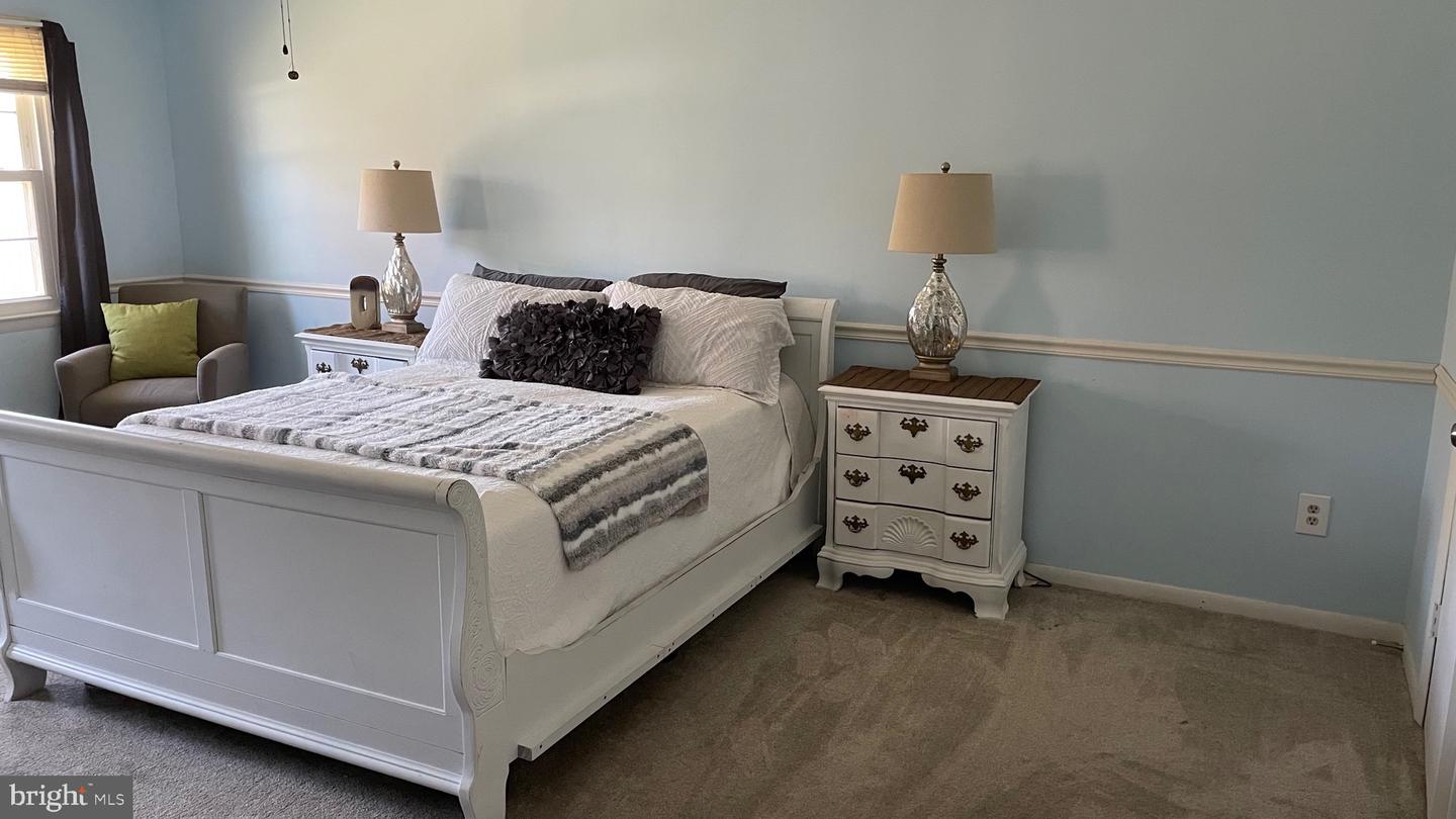 7176 KING WILLIAM ST, WARRENTON, Virginia 20187, 4 Bedrooms Bedrooms, ,2 BathroomsBathrooms,Residential,For sale,7176 KING WILLIAM ST,VAFQ2016484 MLS # VAFQ2016484
