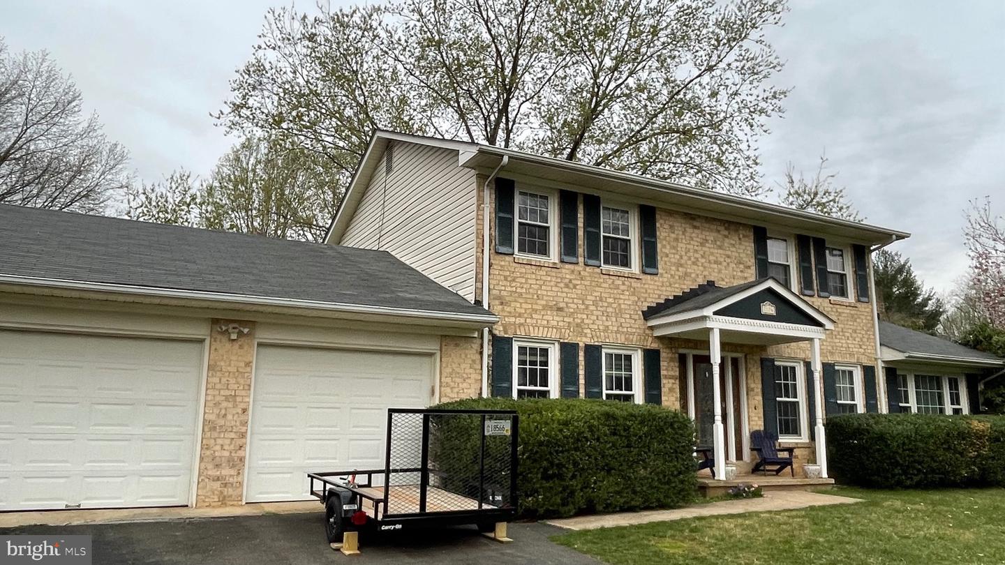 7176 KING WILLIAM ST, WARRENTON, Virginia 20187, 4 Bedrooms Bedrooms, ,2 BathroomsBathrooms,Residential,For sale,7176 KING WILLIAM ST,VAFQ2016484 MLS # VAFQ2016484