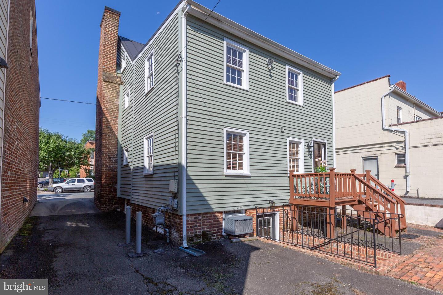 513 PRINCESS ANNE ST, FREDERICKSBURG, Virginia 22401, 3 Bedrooms Bedrooms, ,2 BathroomsBathrooms,Residential,For sale,513 PRINCESS ANNE ST,VAFB2008106 MLS # VAFB2008106