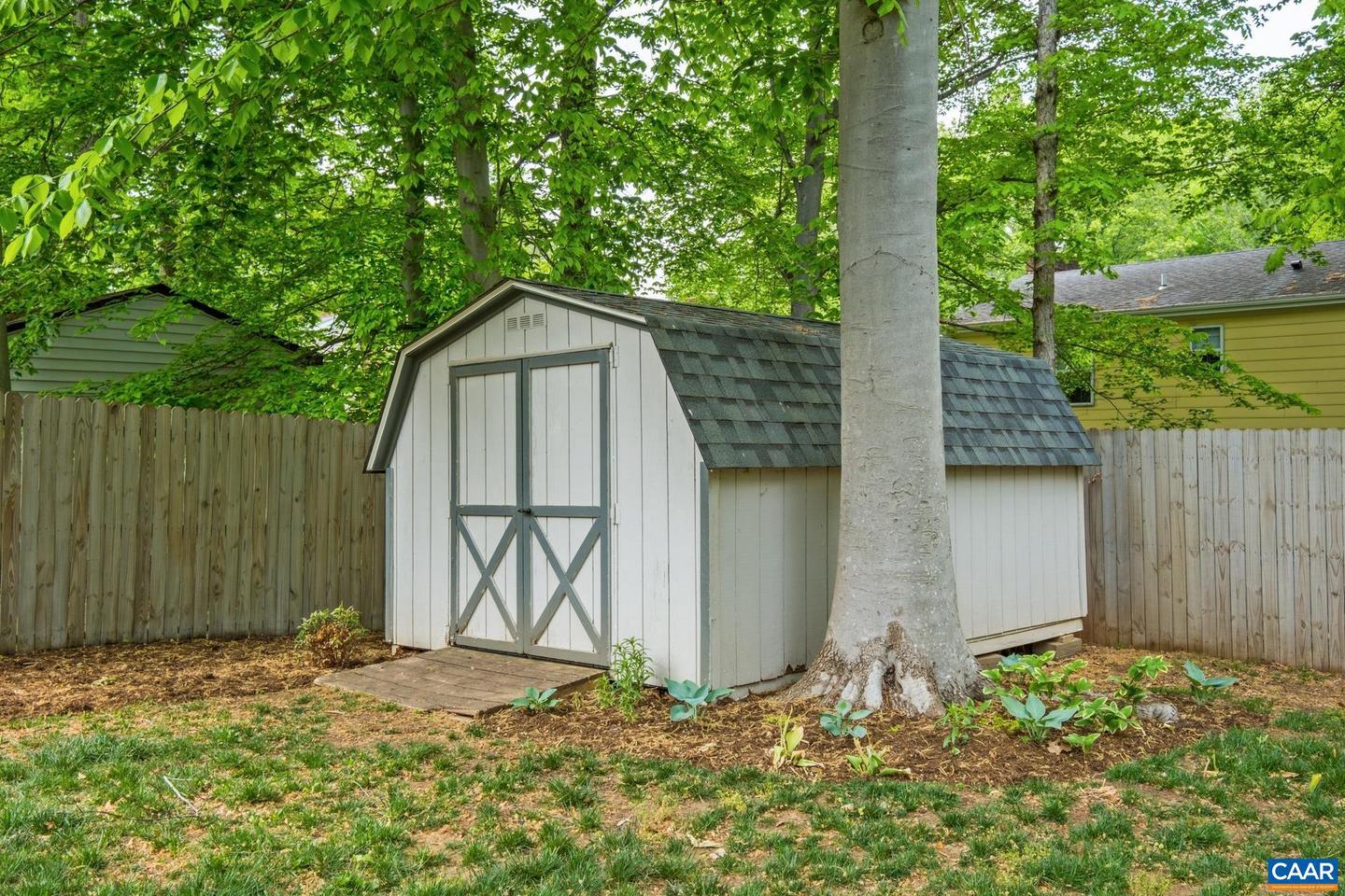 615 BEECHWOOD DR, CHARLOTTESVILLE, Virginia 22901, 4 Bedrooms Bedrooms, ,3 BathroomsBathrooms,Residential,For sale,615 BEECHWOOD DR,664026 MLS # 664026