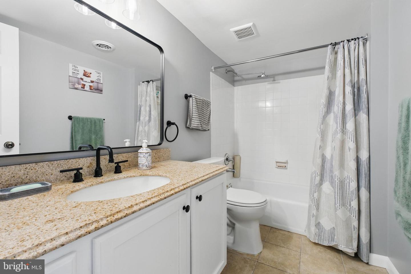 2630 WAGON DR #2C, ALEXANDRIA, Virginia 22303, 2 Bedrooms Bedrooms, ,1 BathroomBathrooms,Residential,For sale,2630 WAGON DR #2C,VAFX2238416 MLS # VAFX2238416