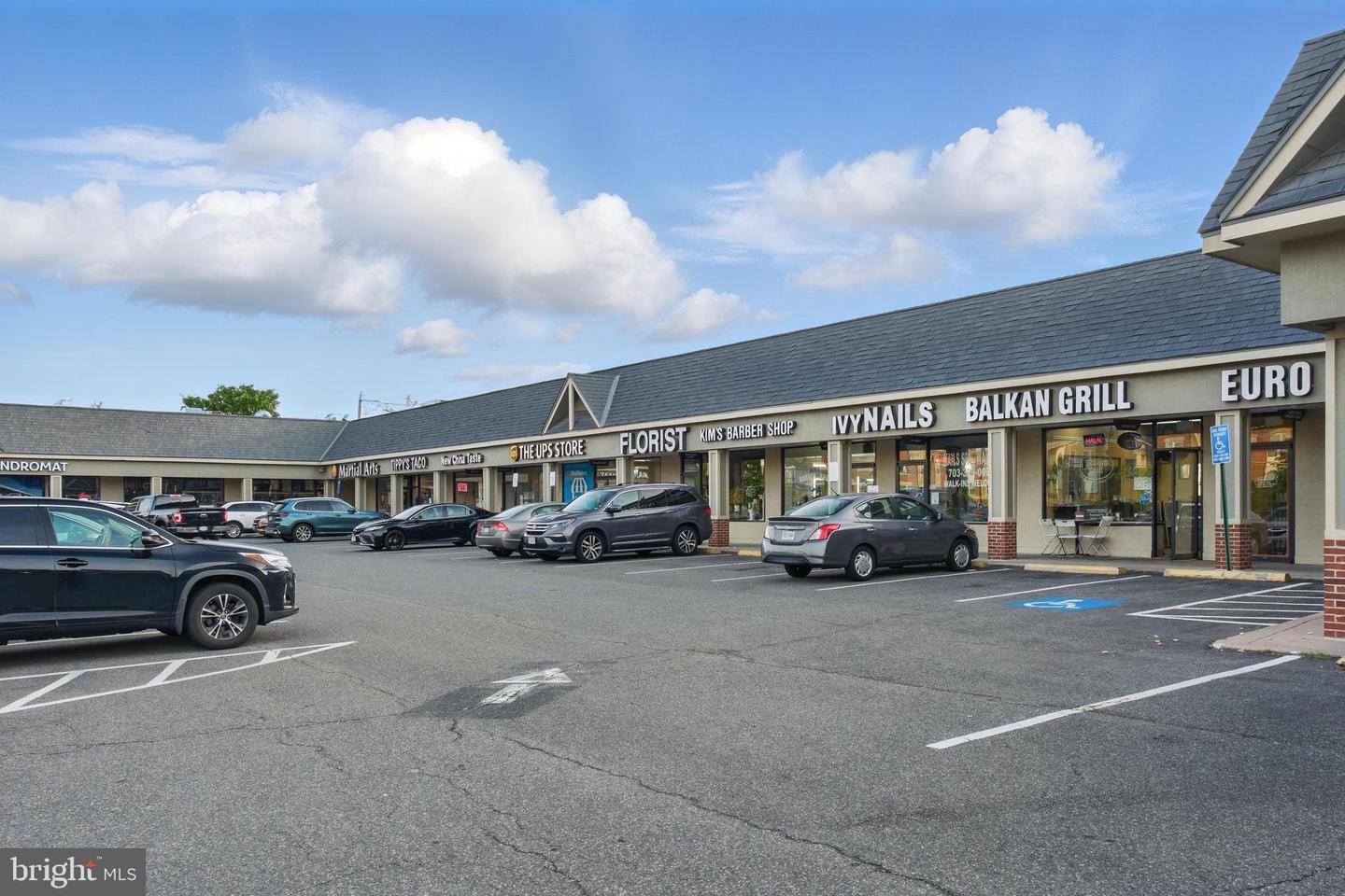 2630 WAGON DR #2C, ALEXANDRIA, Virginia 22303, 2 Bedrooms Bedrooms, ,1 BathroomBathrooms,Residential,For sale,2630 WAGON DR #2C,VAFX2238416 MLS # VAFX2238416