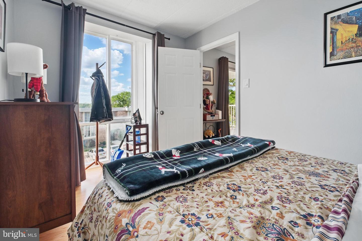 2630 WAGON DR #2C, ALEXANDRIA, Virginia 22303, 2 Bedrooms Bedrooms, ,1 BathroomBathrooms,Residential,For sale,2630 WAGON DR #2C,VAFX2238416 MLS # VAFX2238416
