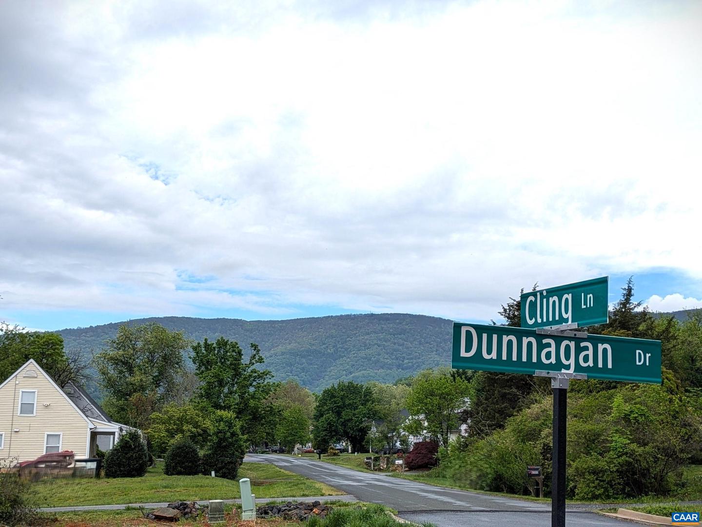 5005 DUNNAGAN DR, CROZET, Virginia 22932, 4 Bedrooms Bedrooms, ,3 BathroomsBathrooms,Residential,For sale,5005 DUNNAGAN DR,664028 MLS # 664028