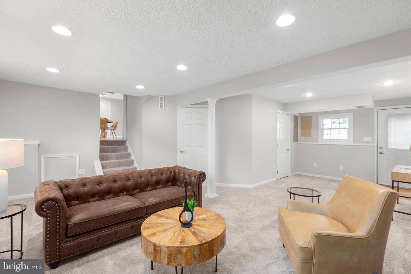 9 FAIRFIELD CT, STAFFORD, Virginia 22554, 3 Bedrooms Bedrooms, ,4 BathroomsBathrooms,Residential,For sale,9 FAIRFIELD CT,VAST2038514 MLS # VAST2038514