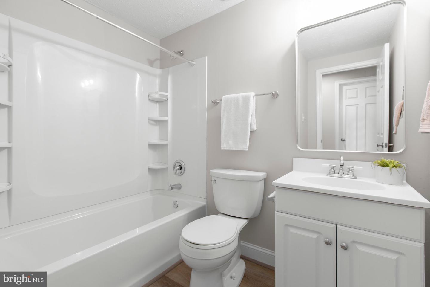 9 FAIRFIELD CT, STAFFORD, Virginia 22554, 3 Bedrooms Bedrooms, ,4 BathroomsBathrooms,Residential,For sale,9 FAIRFIELD CT,VAST2038514 MLS # VAST2038514