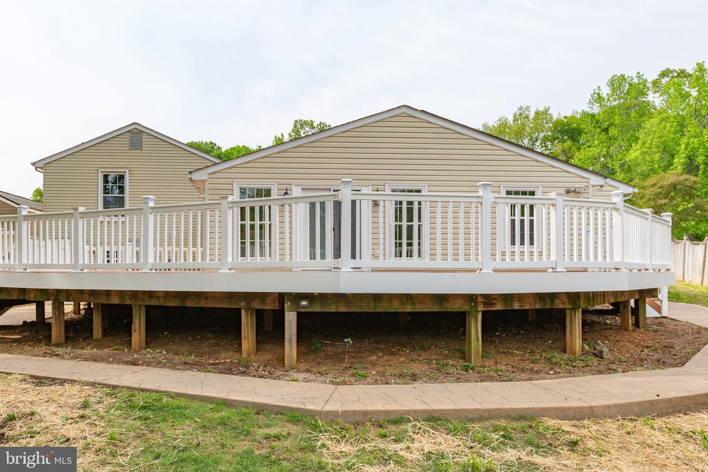 9 FAIRFIELD CT, STAFFORD, Virginia 22554, 3 Bedrooms Bedrooms, ,4 BathroomsBathrooms,Residential,For sale,9 FAIRFIELD CT,VAST2038514 MLS # VAST2038514
